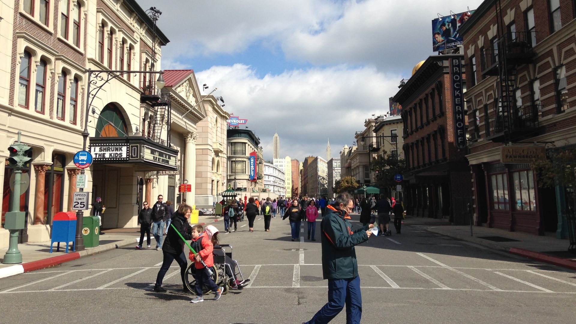 File:Streets of America - DHS.jpg