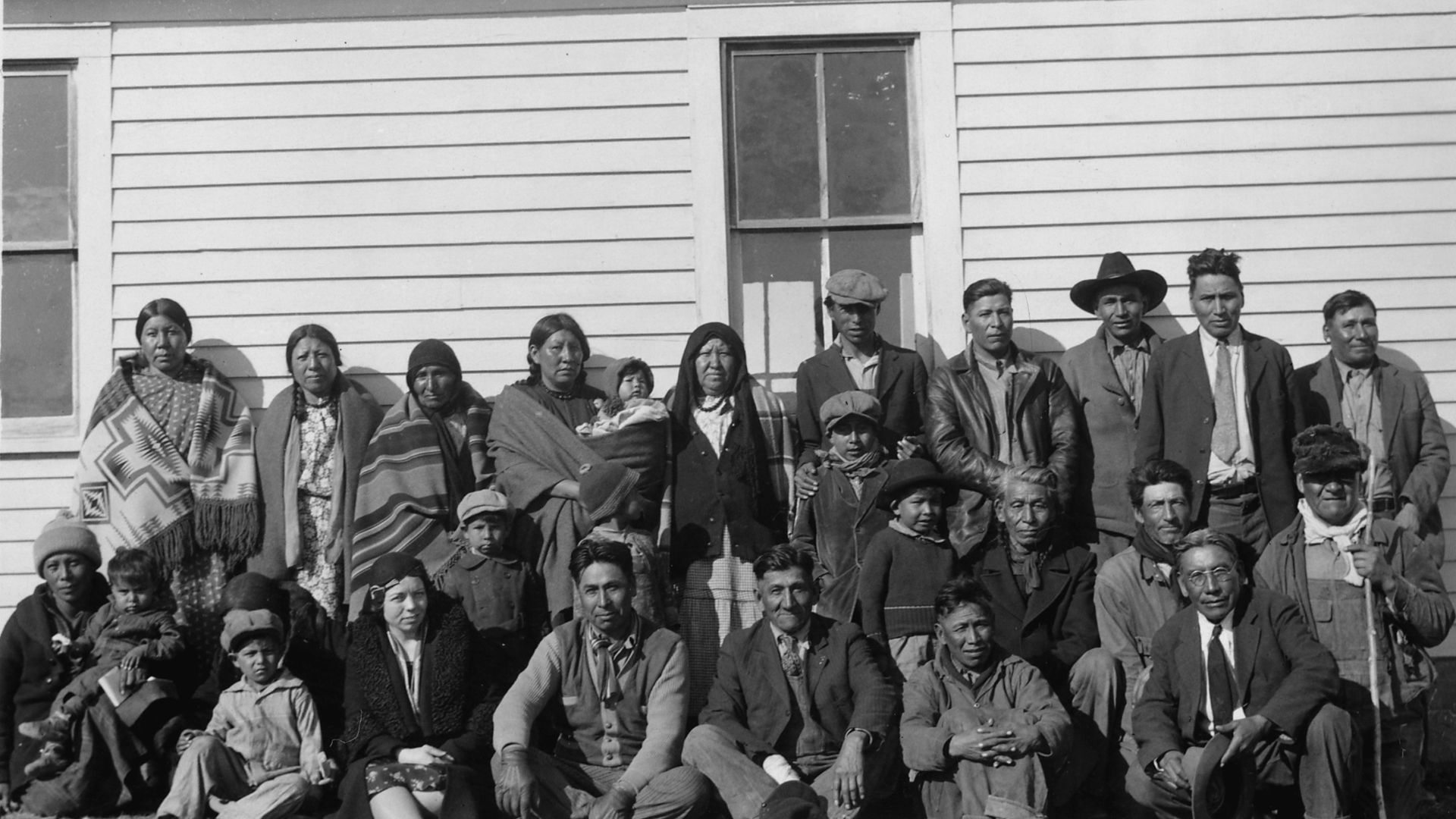 File:Big Head Tribal Council meeting group photo - NARA - 285858.jpg