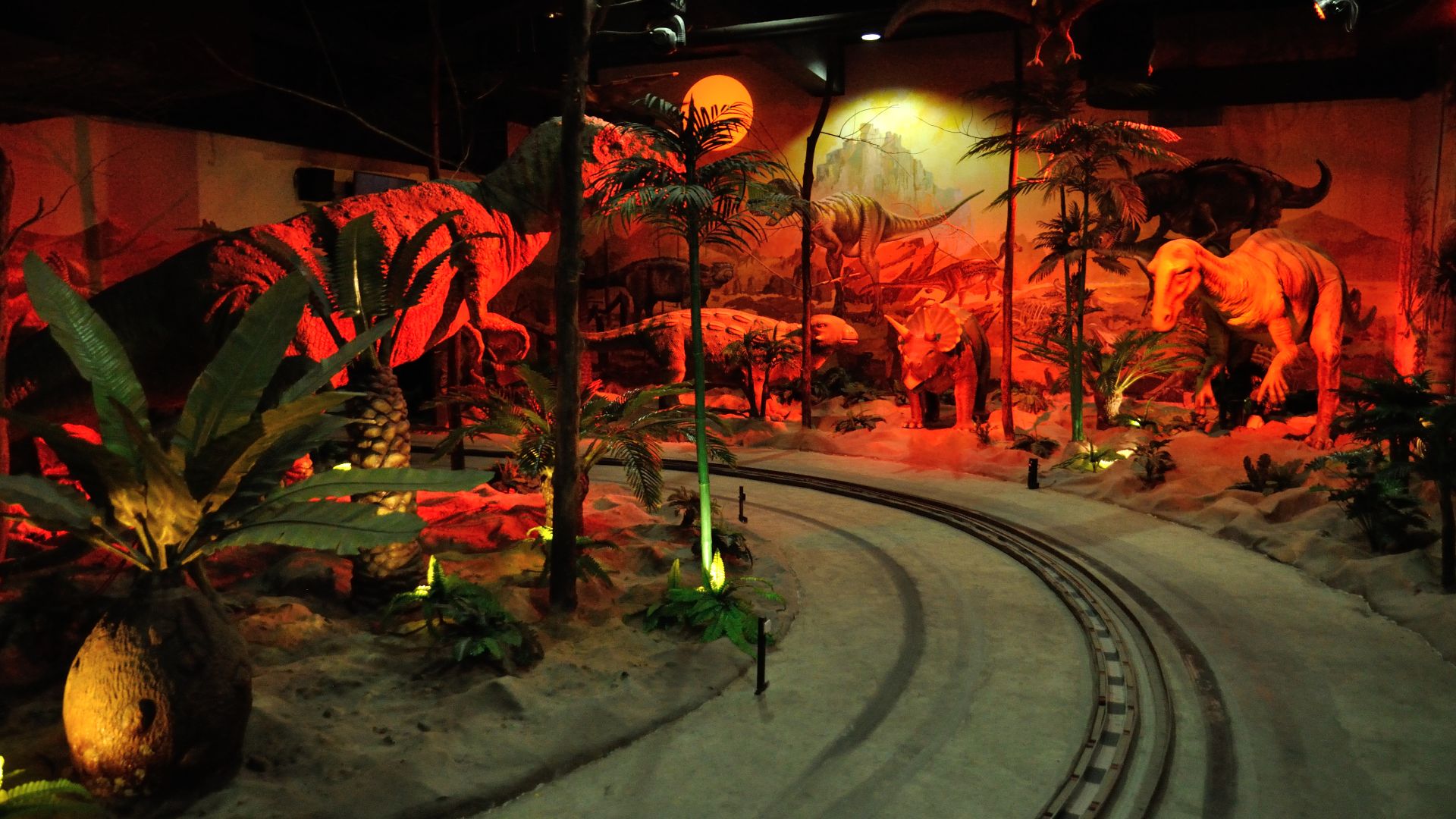 File:Cretaceous Period - Dark Ride - Science Exploration Hall - Science City - Kolkata 2016-02-22 0377.JPG