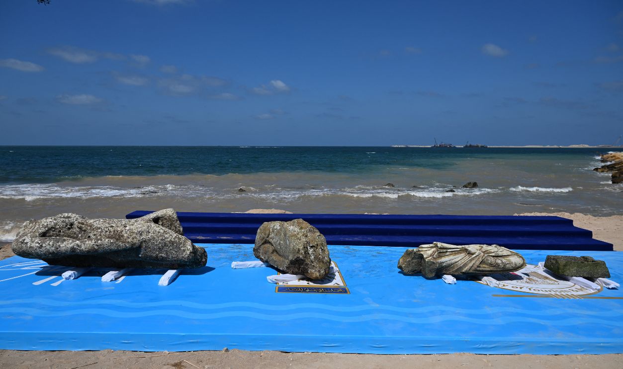 Gettyimages - 2230468175, EGYPT-ARCHAEOLOGY Recovered artifacts are displayed at Abu Qir bay in Alexandria on August 21, 2025, as part of an event organized by the Ministry of Tourism and Antiquities to recover sunken antiquities.