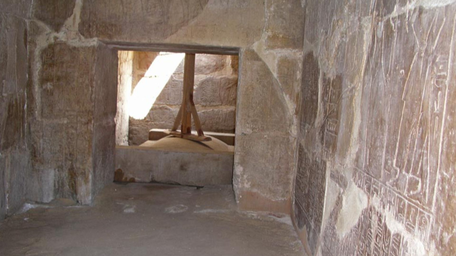 File:Osorkon IIb.jpg