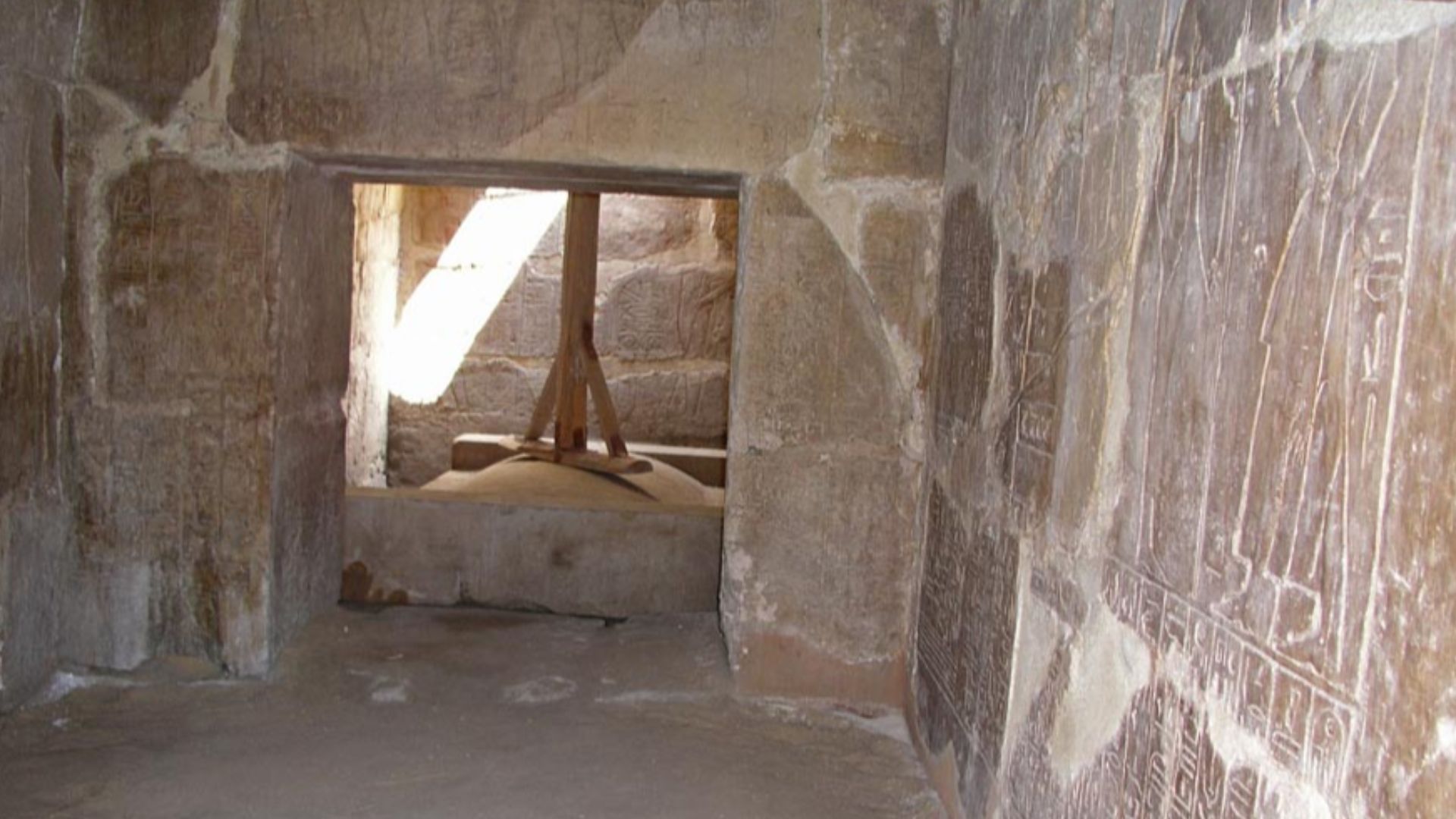 File:Osorkon IIb.jpg