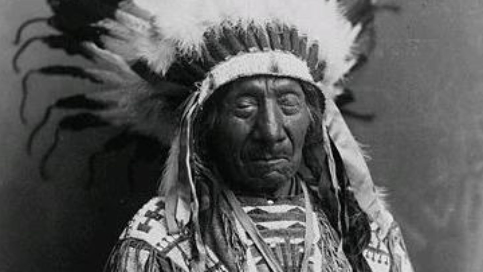 File:Red Cloud.JPG