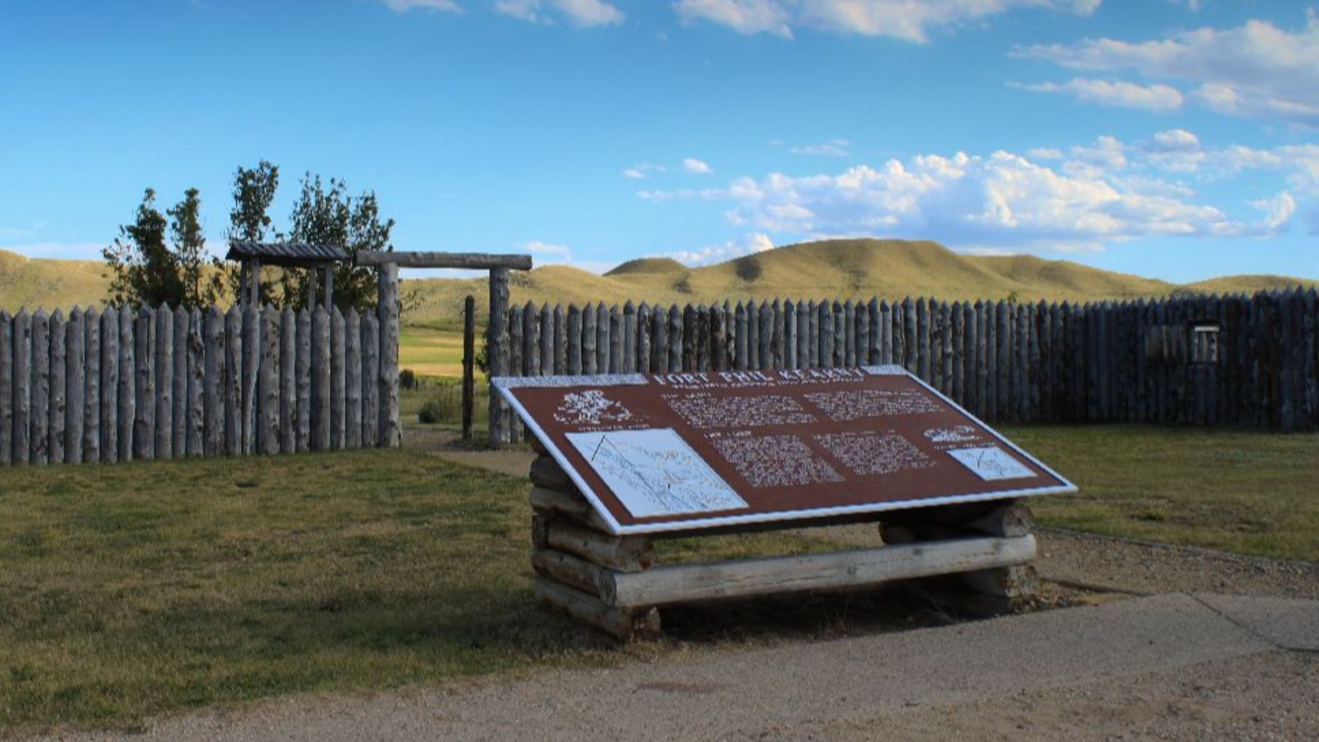 File:Fort Phil Kearny WY 4.jpg