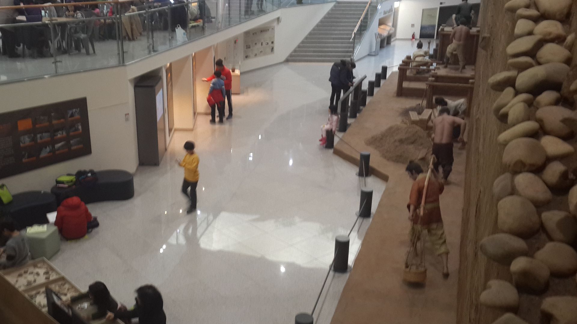 File:Seoul Baekje museum(2014-12-14)-02.jpg