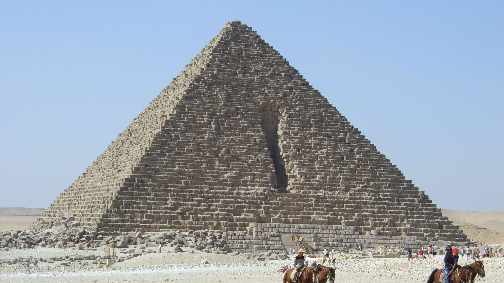 File:Menkaures Pyramid Giza Egypt.jpg