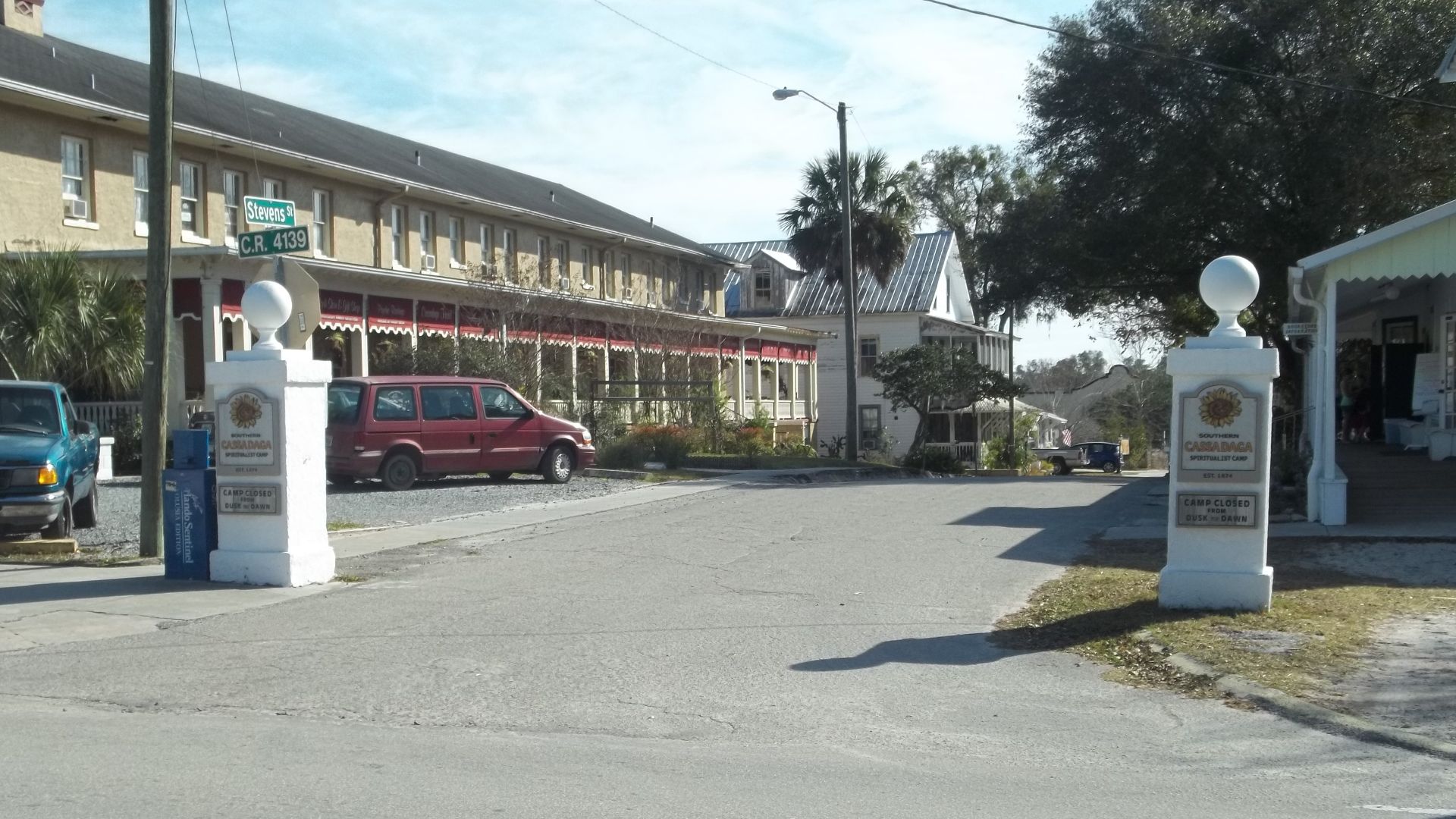 File:Southern Cassadaga Spiritualist Camp Hist Dist entr01.jpg