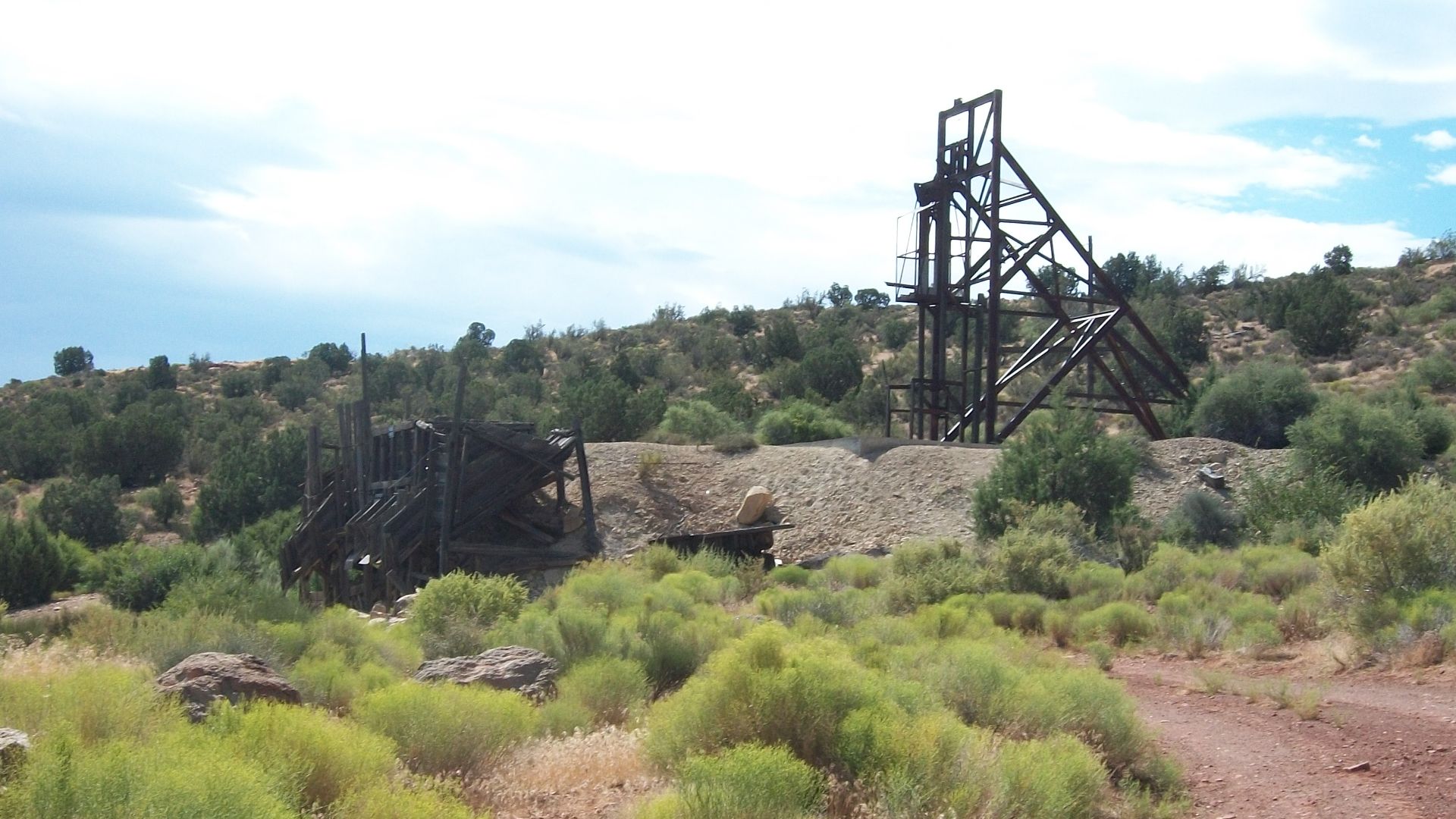 File:ASARCO Silver Reef Utah.jpg