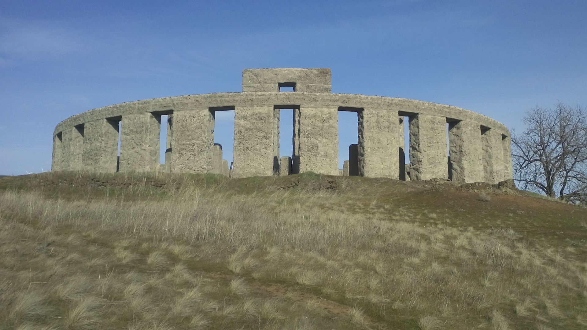 Stonehenge at Maryhill, WA