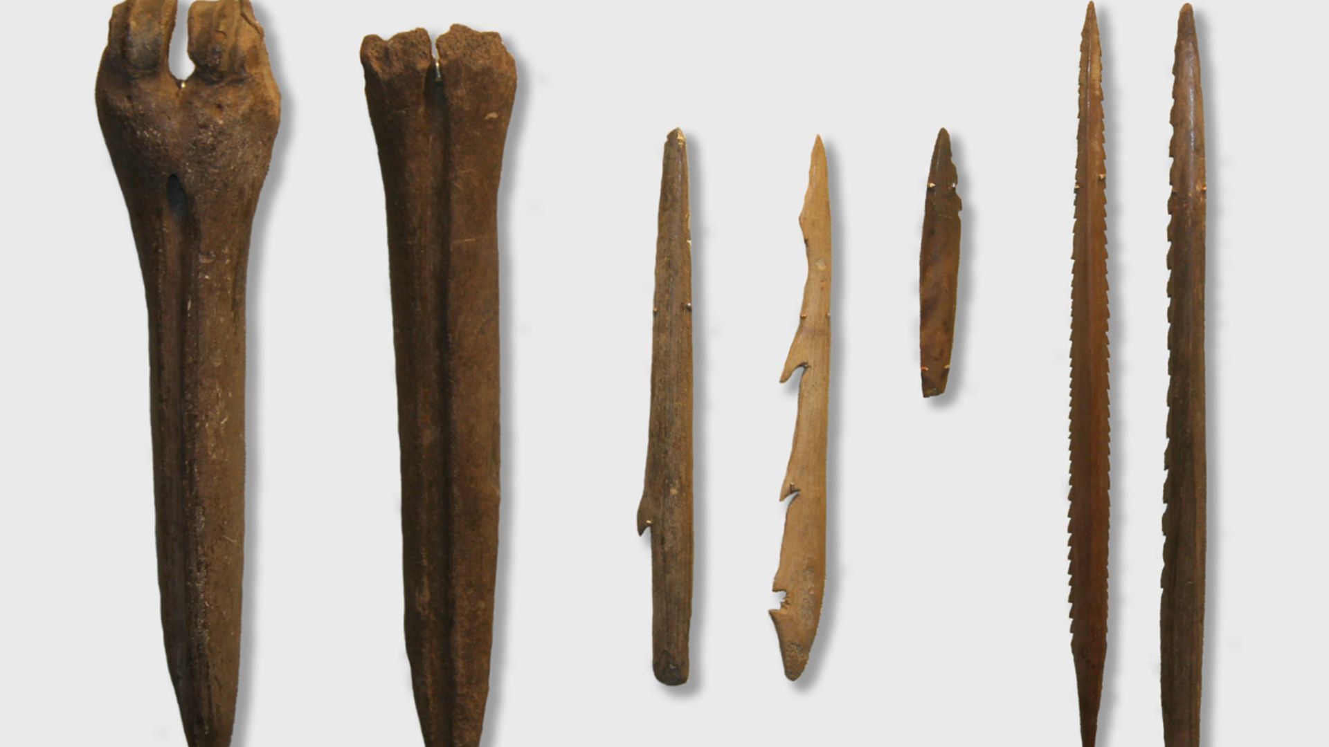 Photo of tools used by Kunda Culture at The Estonian History Museum