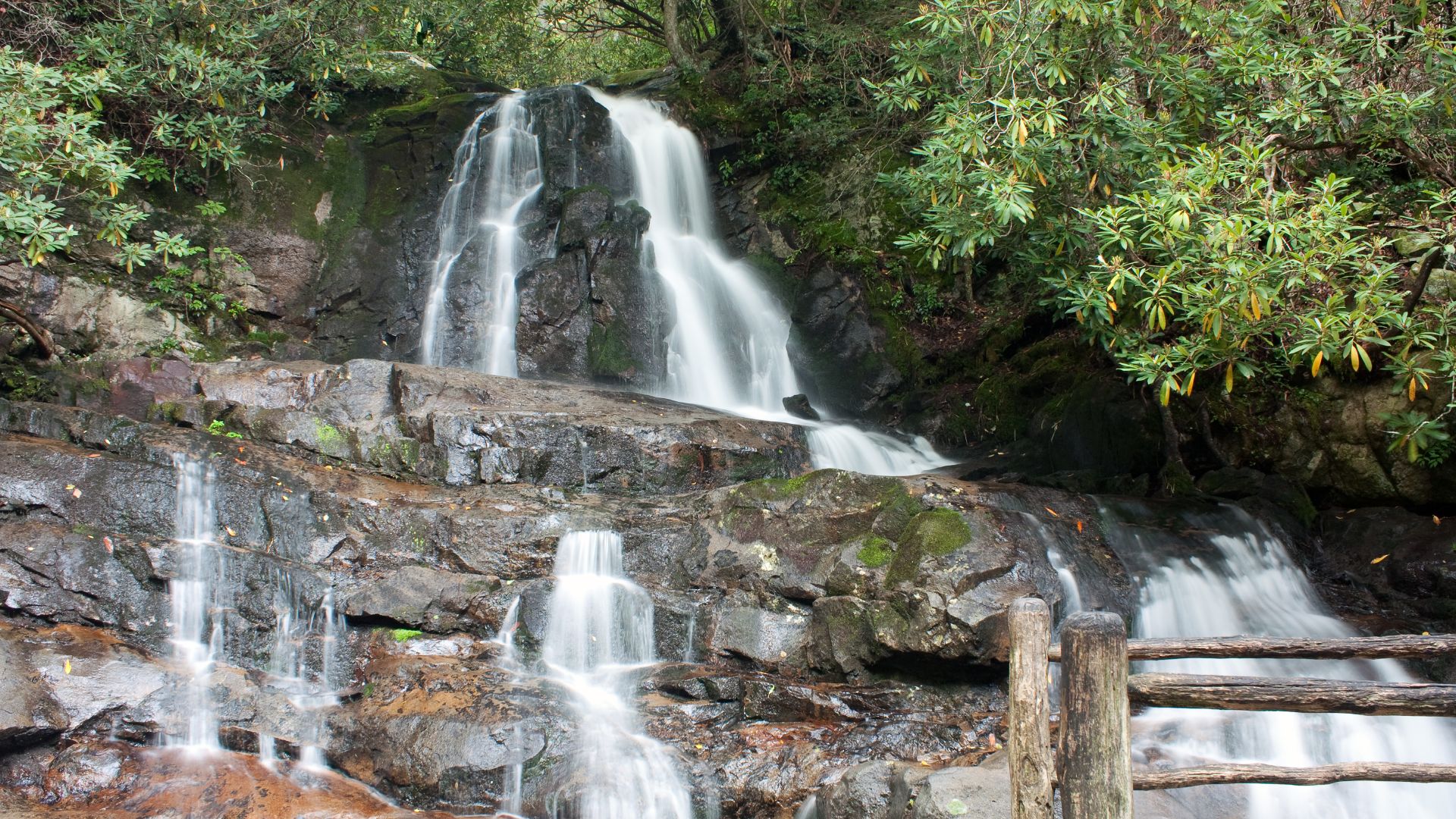 Laurel Falls, Great Smoky Mountains National Park (Tennessee).