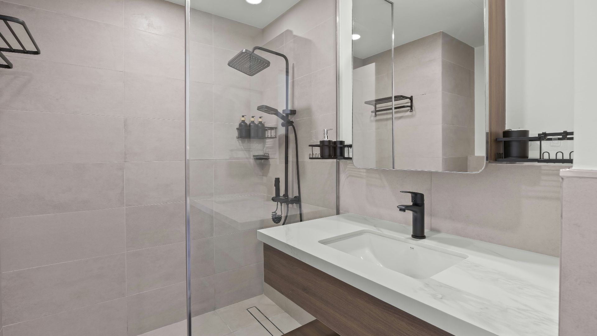 Here is a modern, minimalist bathroom interior