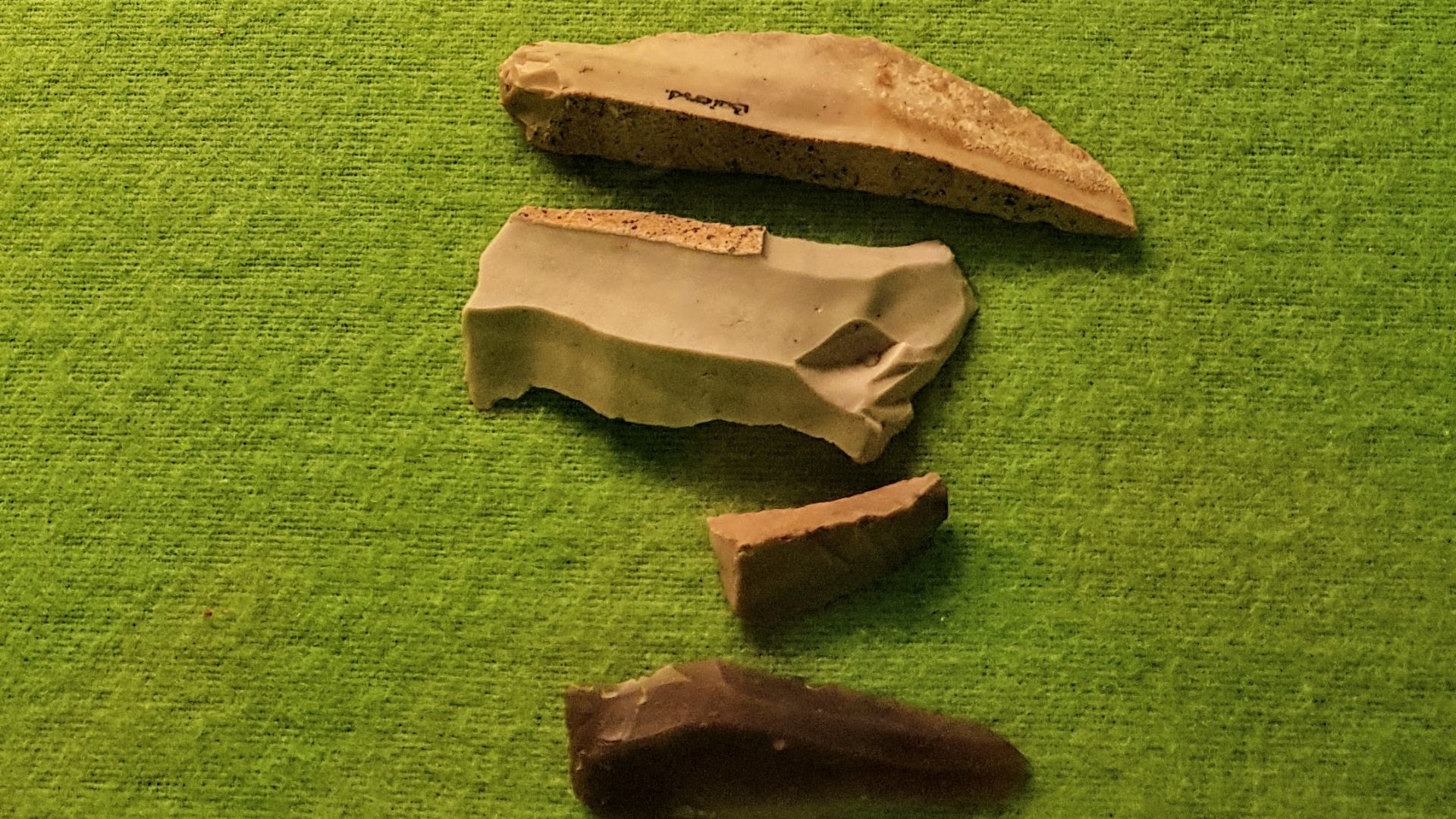 Ausstellung in der Burgschänke, Jungsteinzeit, ca. 5.000 Jahre alt.