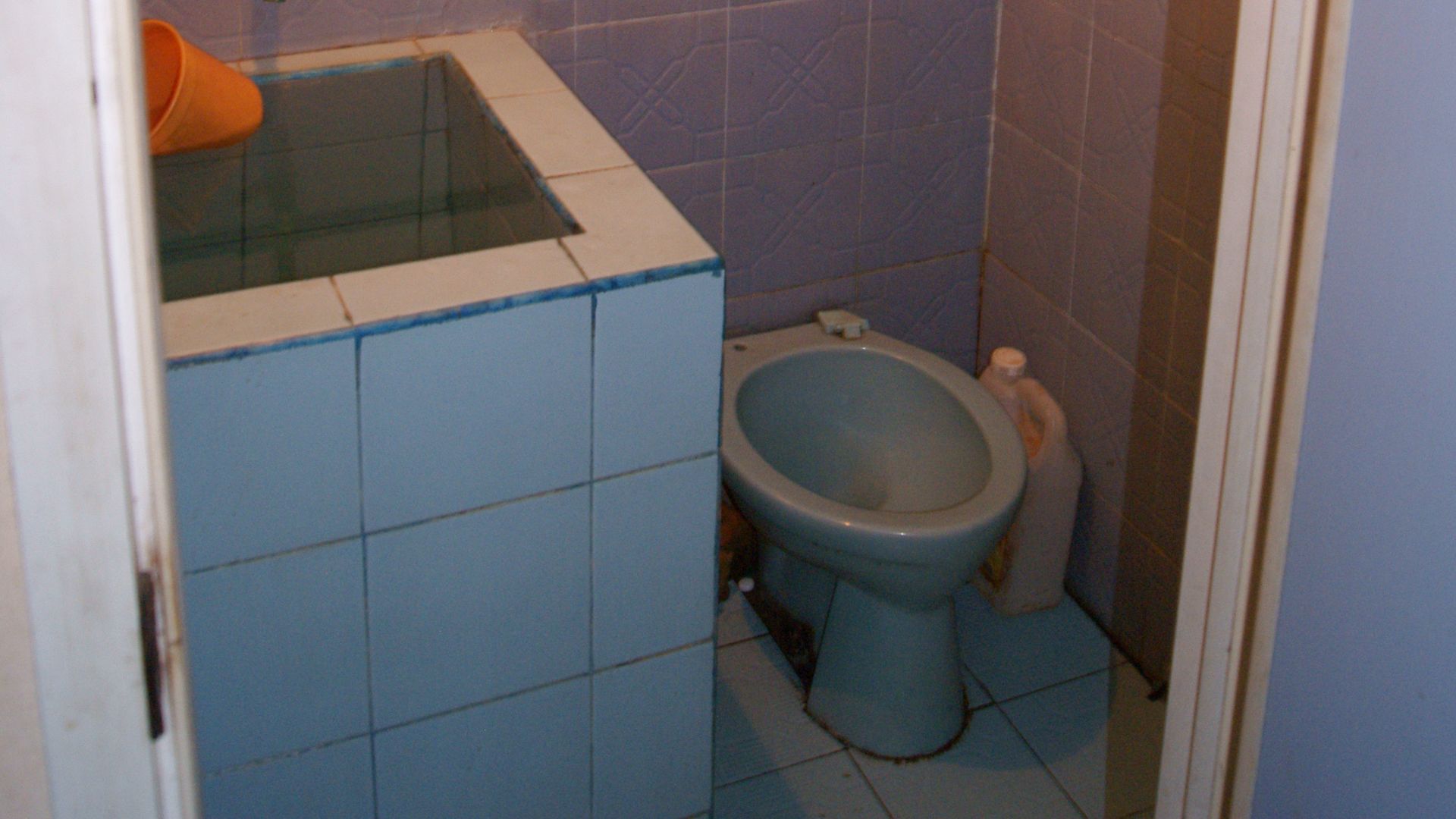 Toilet di feri KMP Muria