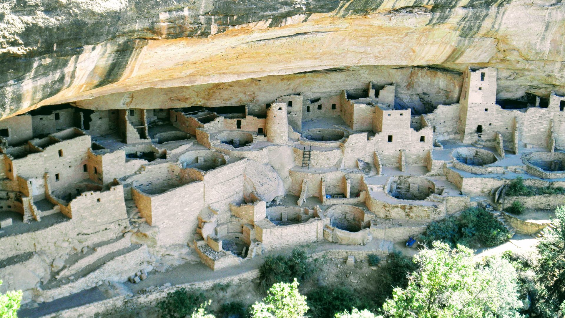 File:Mesa Verde National Park Cliff Dwelling.jpg
