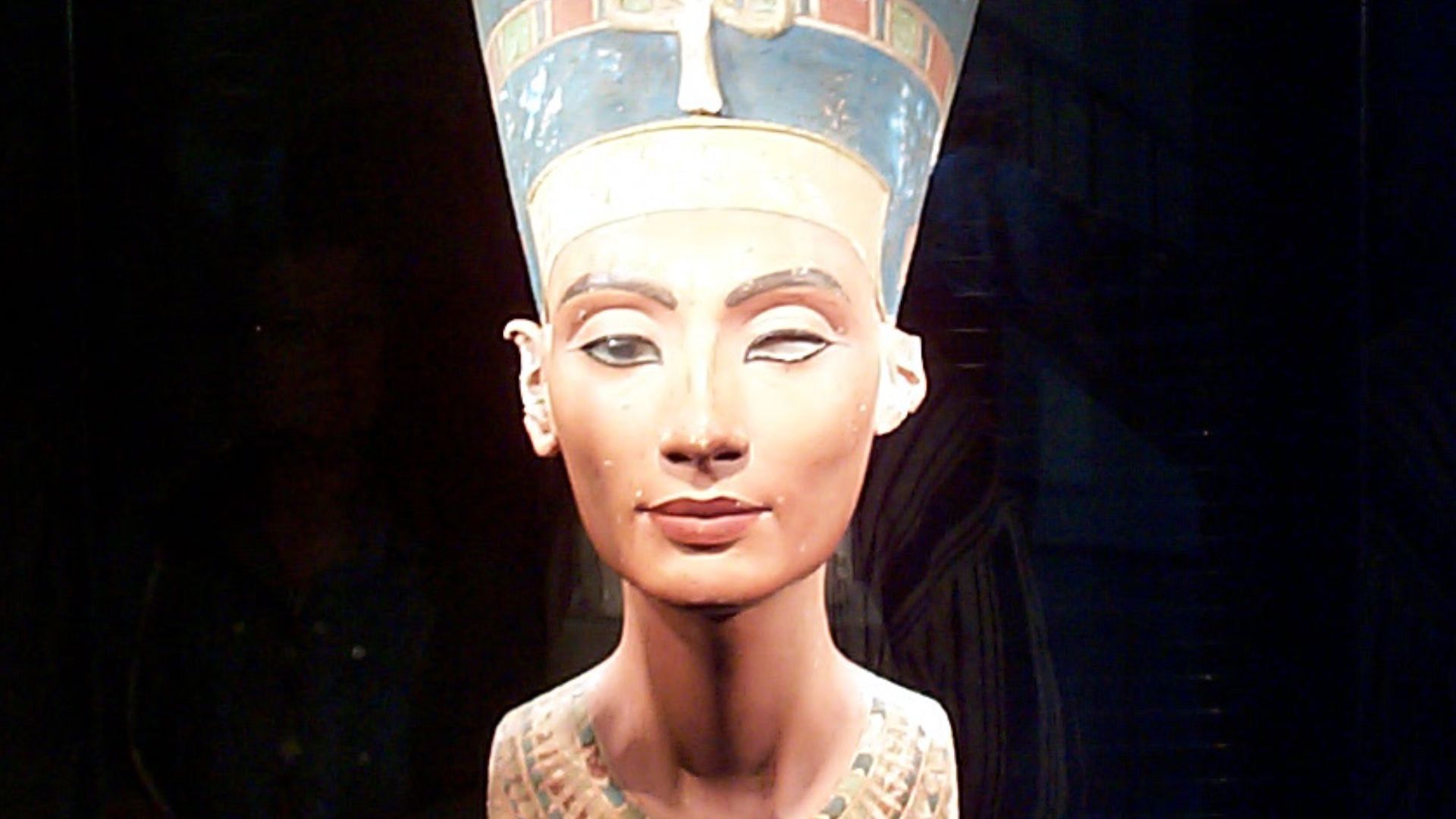 Head of Queen Nefertiti