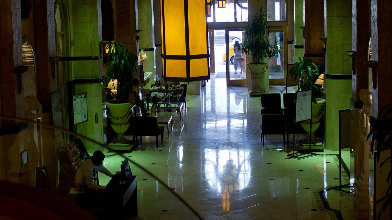 Hotel Cecil