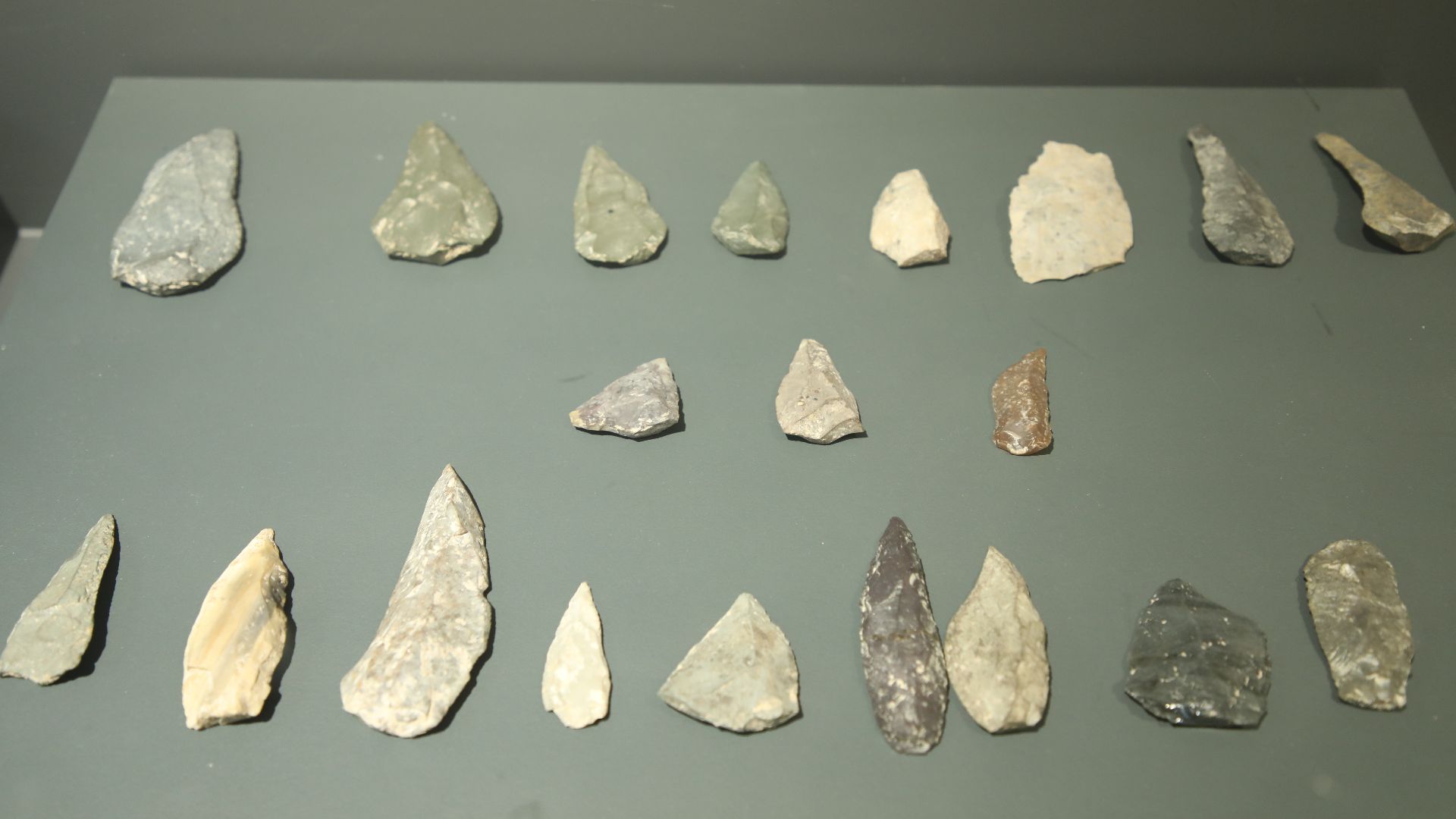 Stone tools of Mousterian period