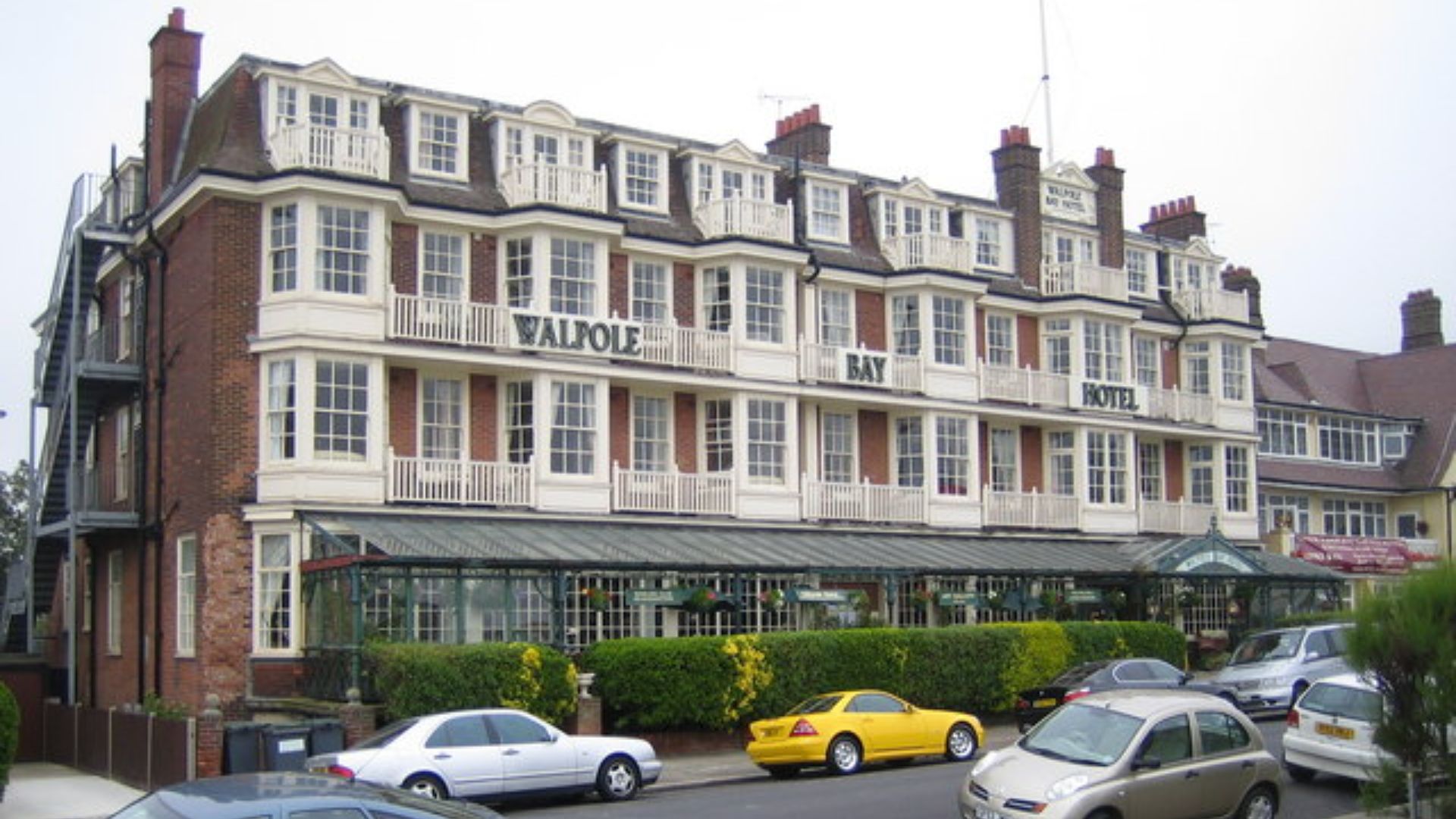 Cliftonville: Walpole Bay Hotel This hotel was built on Fifth Avenue in 1914, and many of its original features have been preserved such that the building is literally a Living Museum. For much further information the hotel's website is here http://www.wa