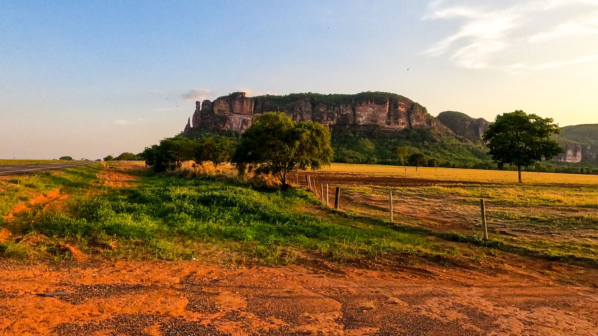 Vista da Serra do Roncador no município de Barra do Graça no Mato Grosso - Brasil