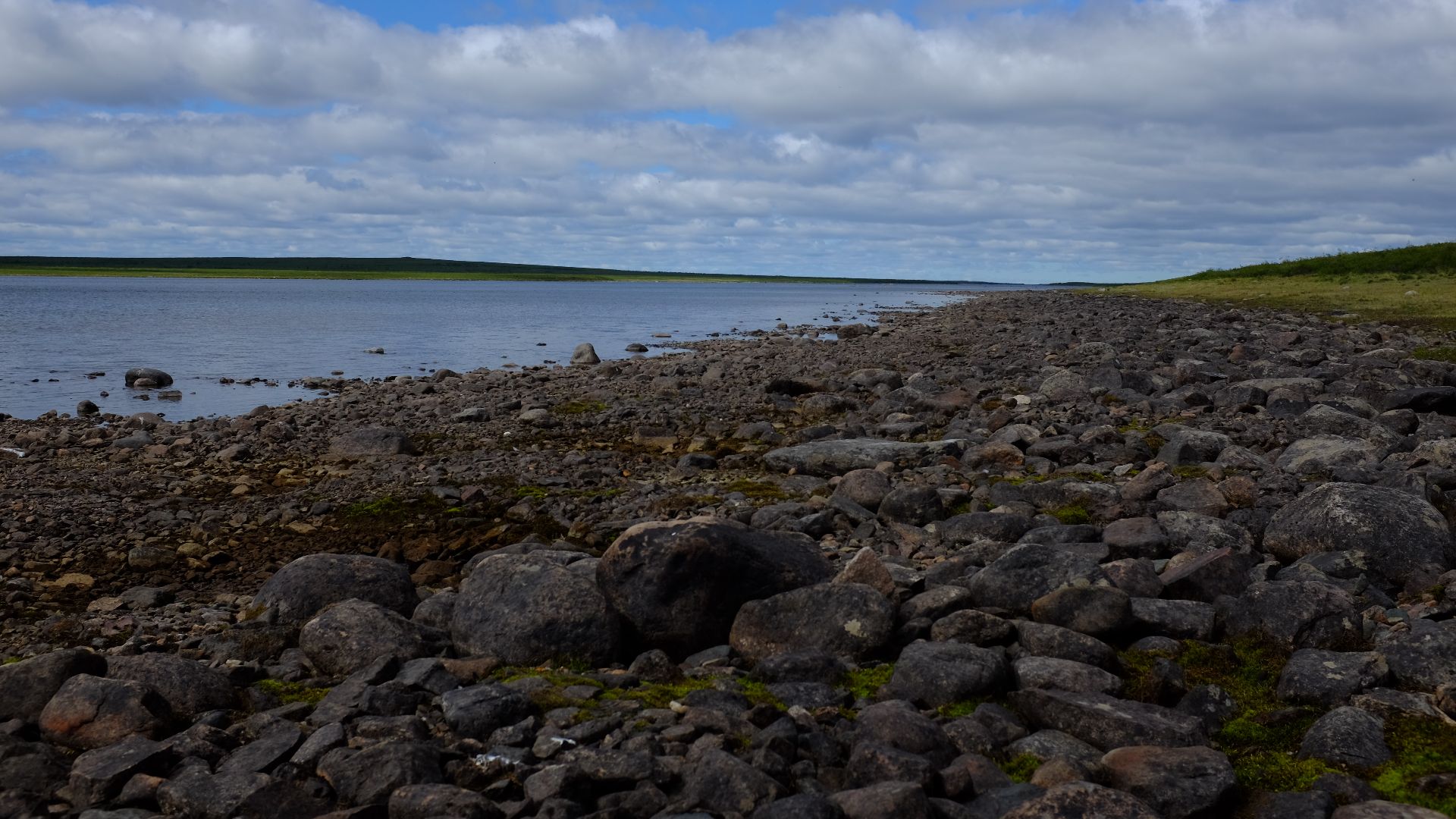 Angikuni lake, on the second day on the lake, going down the Kazan River