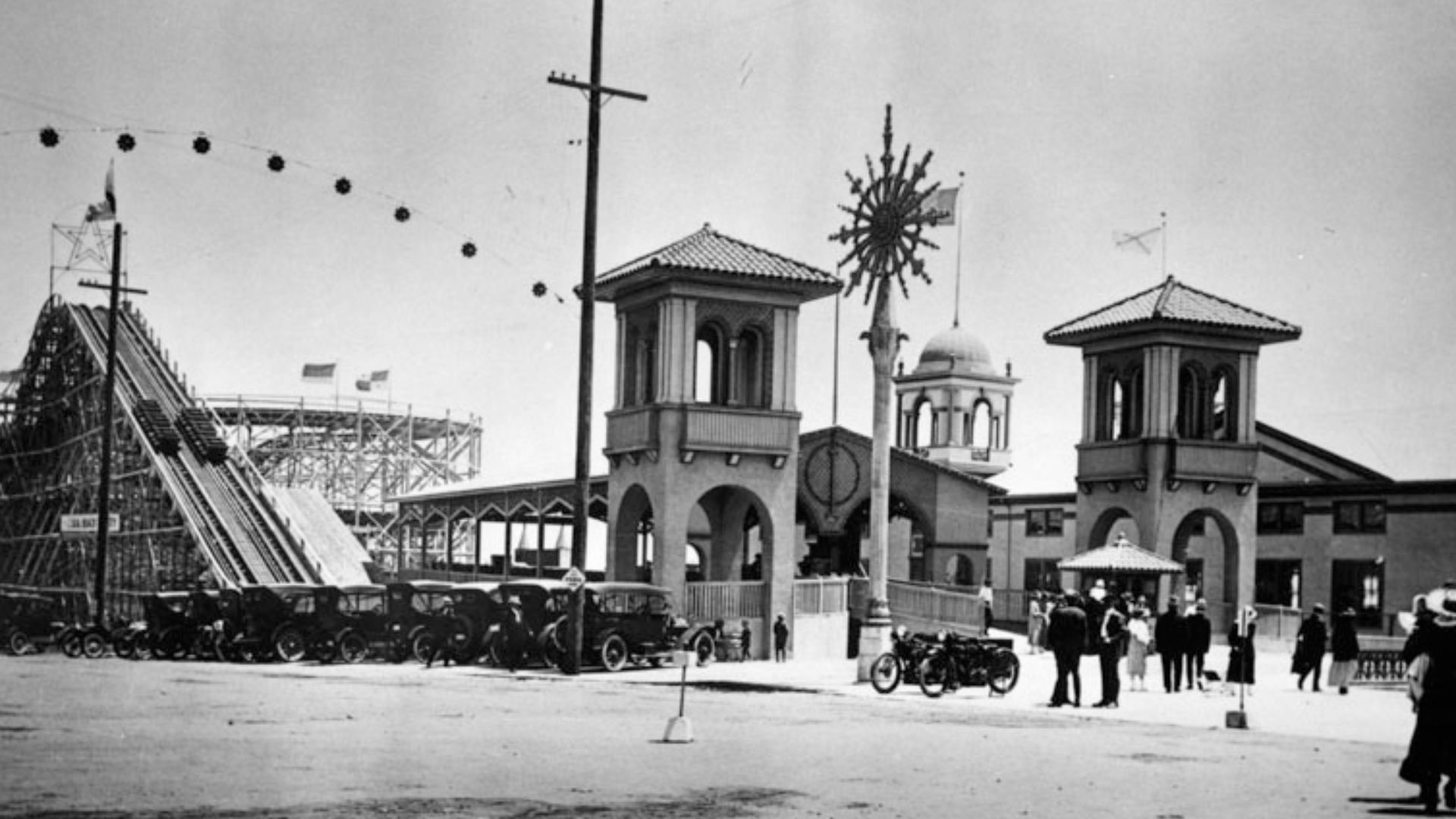 An amusement park in Seal Beach, with a view of the roller coaster.