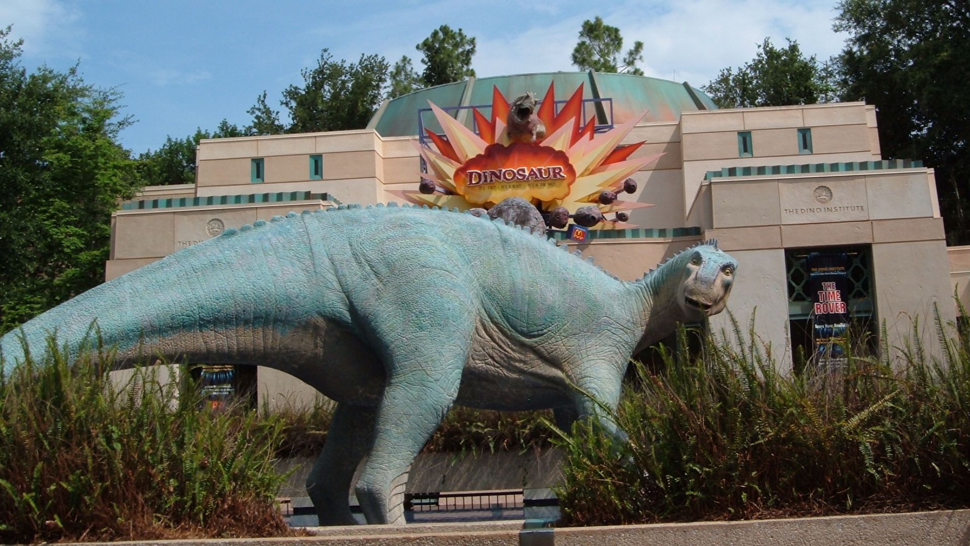 The Aladar statue.