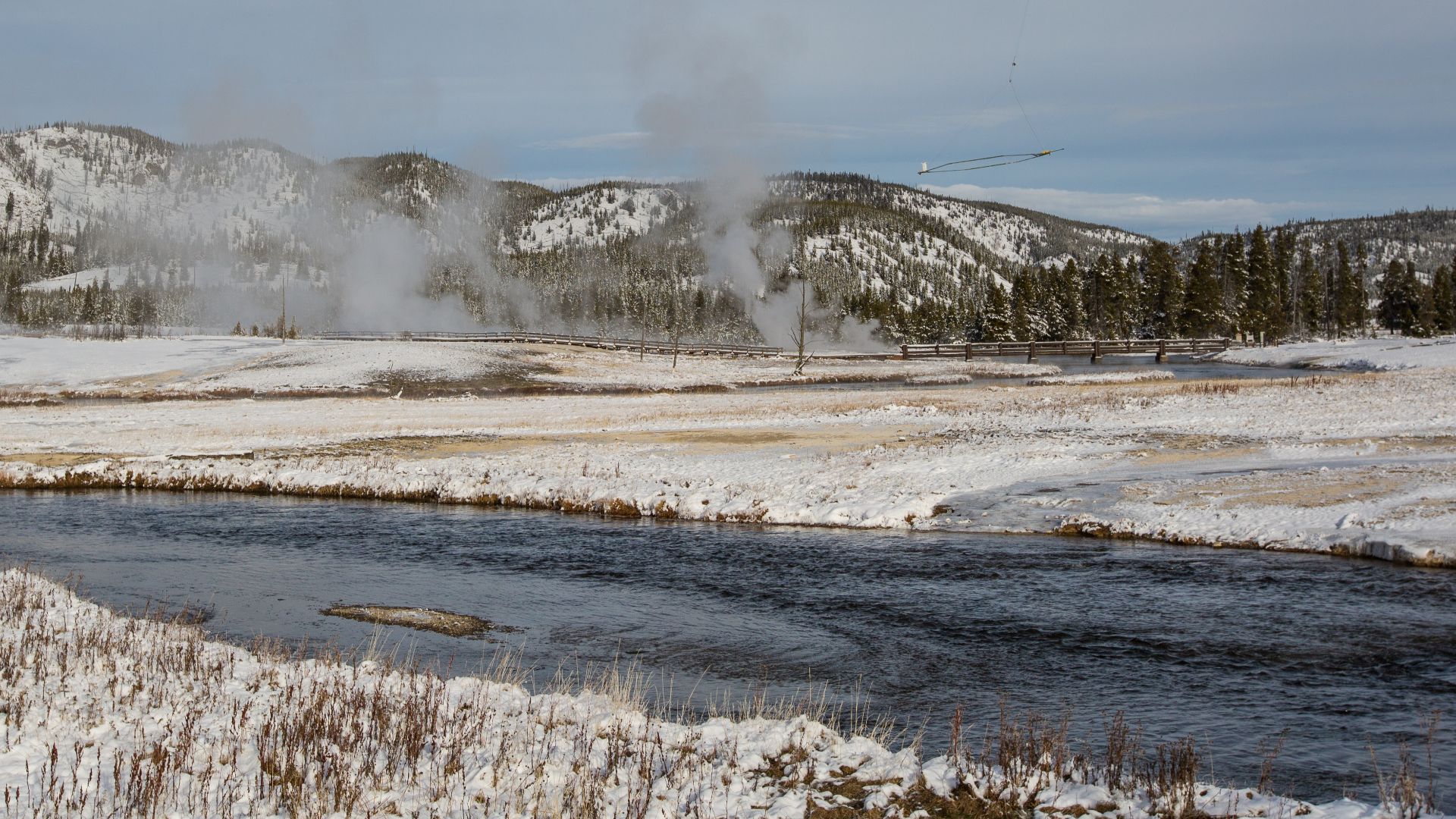 NPS/Neal Herbert; 20161119_ndh-yell-5747