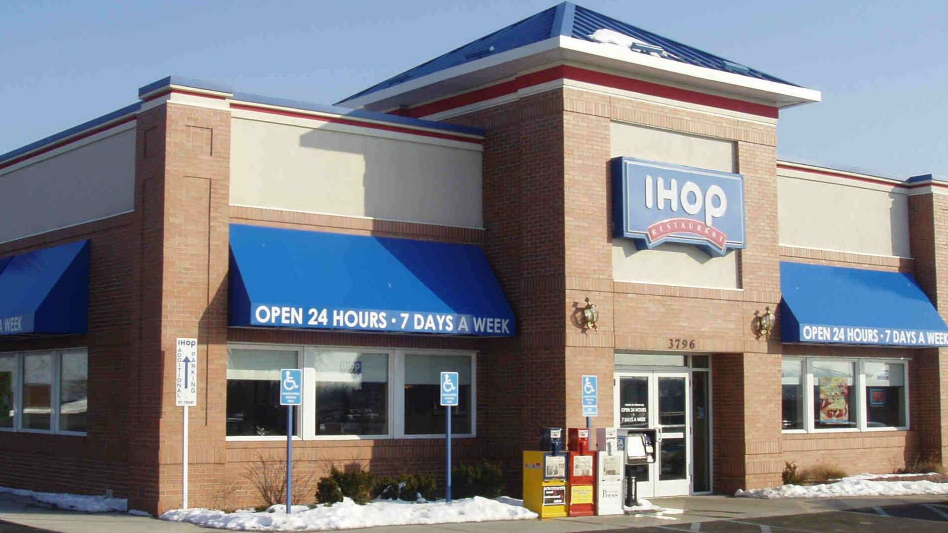 A self-taken photo of the local IHOP.