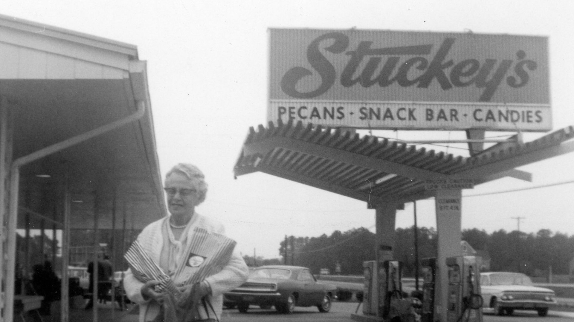 Stuckey's roadside store and gas station in 1968
