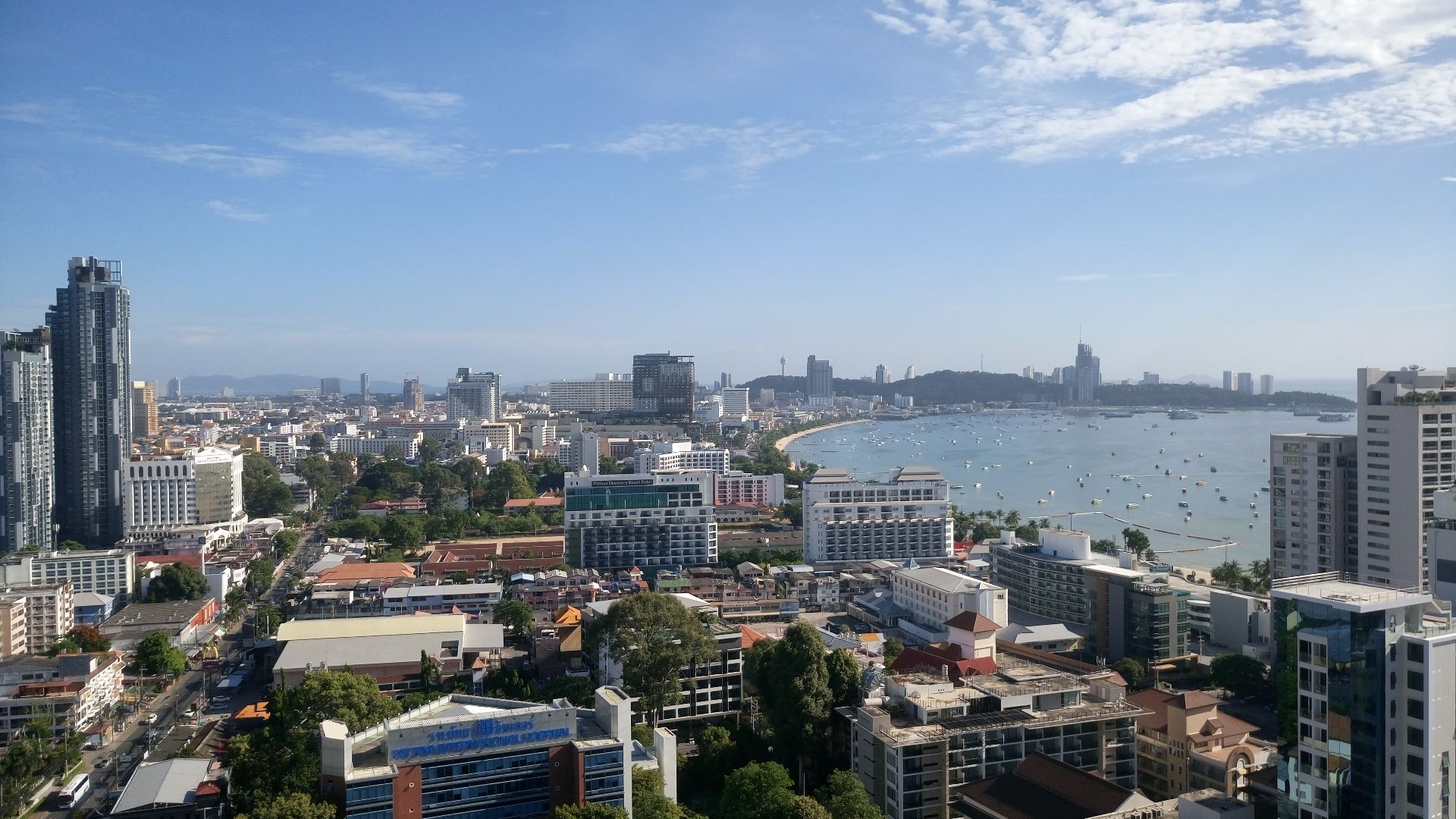 Central Pattaya in daytime June 2017