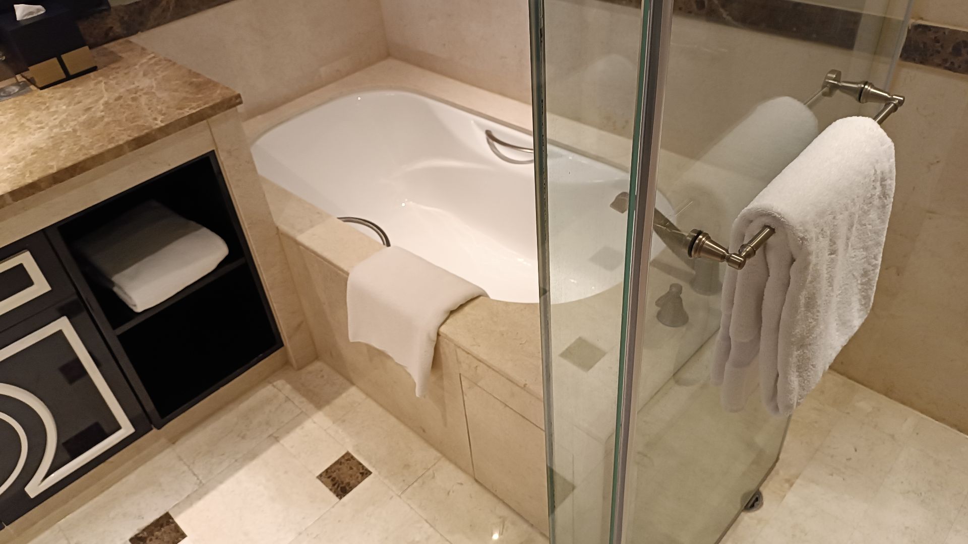 MC 澳門 Macau 路氹 Cotai 喜來登酒店 Sheraton Grand Macao 客房 hotel room in November 2023