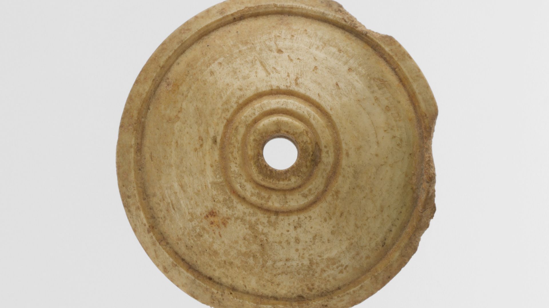Roman; Disk or button; Miscellaneous-Bone, Ivory