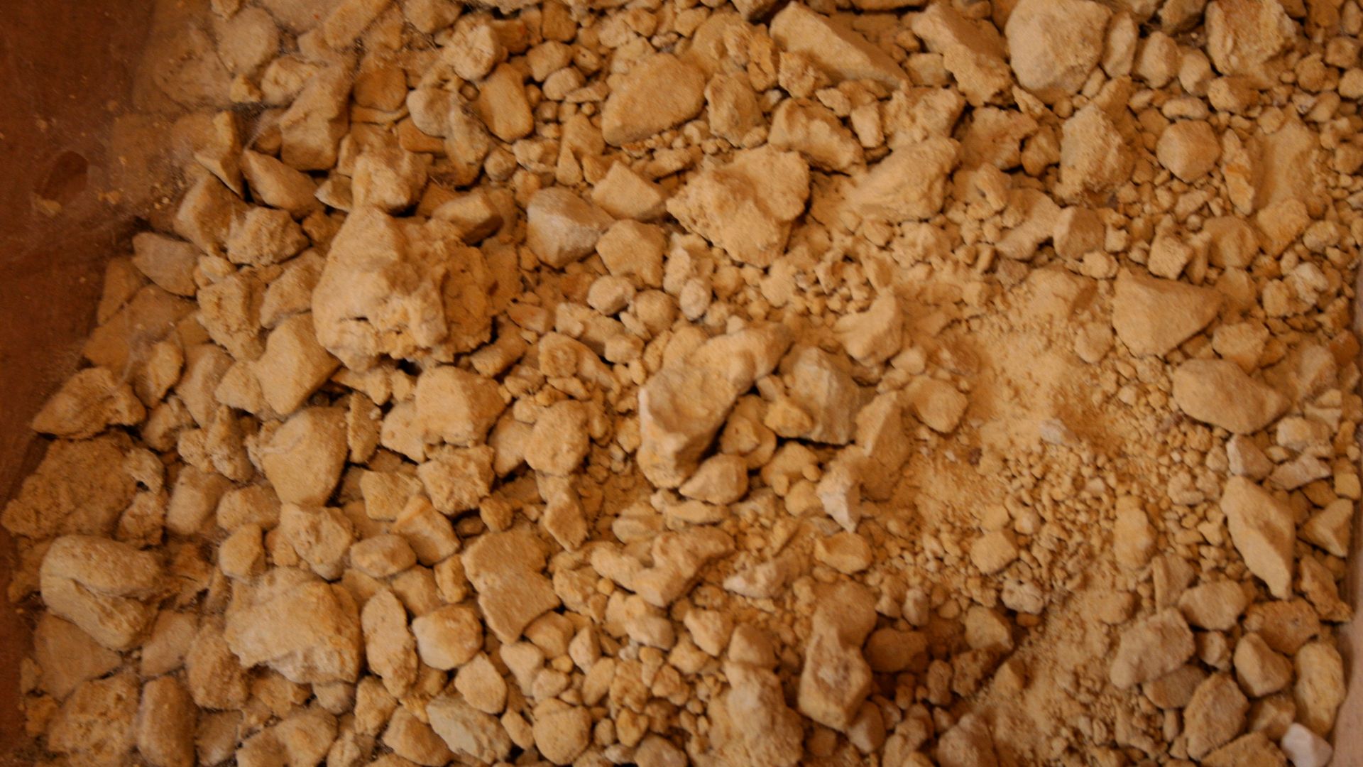 File:Soil sample Château d’Yquem, Sauternes.jpg