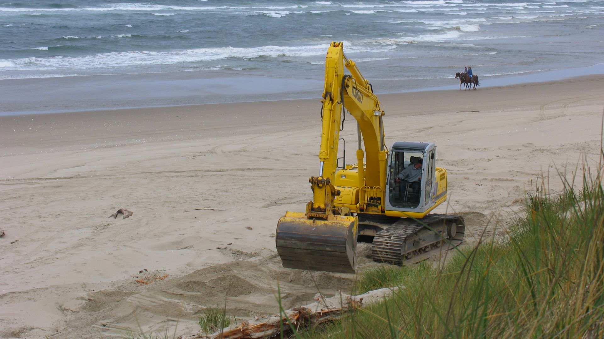File:Sand excavation (53089529773).jpg