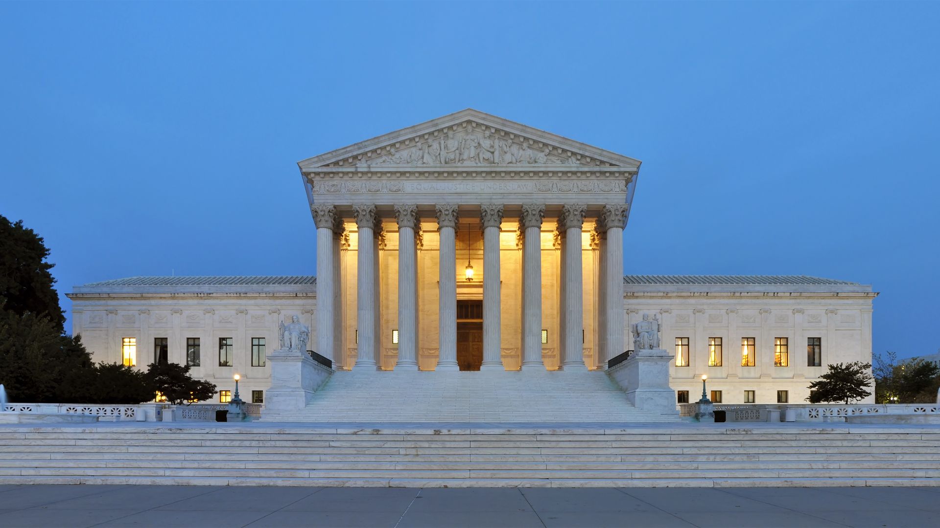 File:Panorama of United States Supreme Court Building at Dusk.jpg