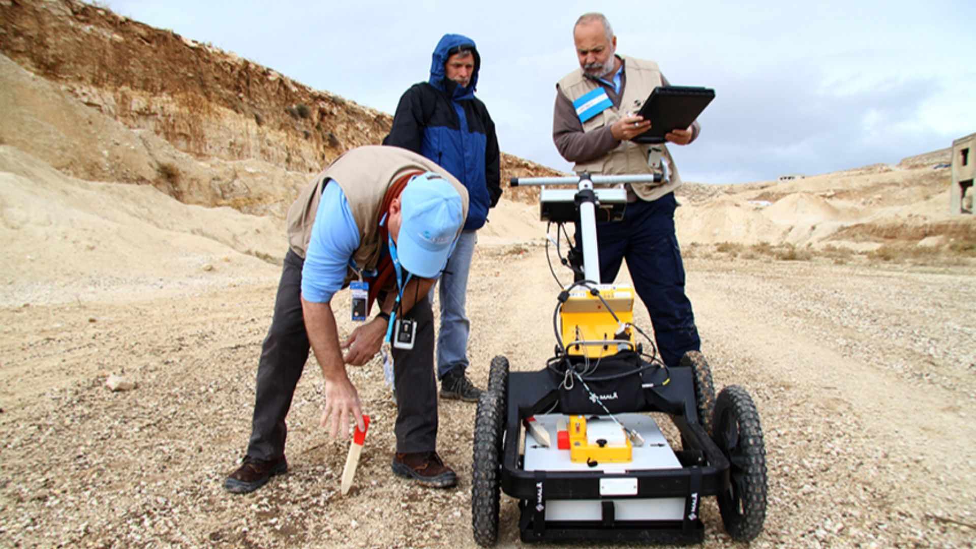 File:Using ground-penetrating radar equipment (15871113196).jpg