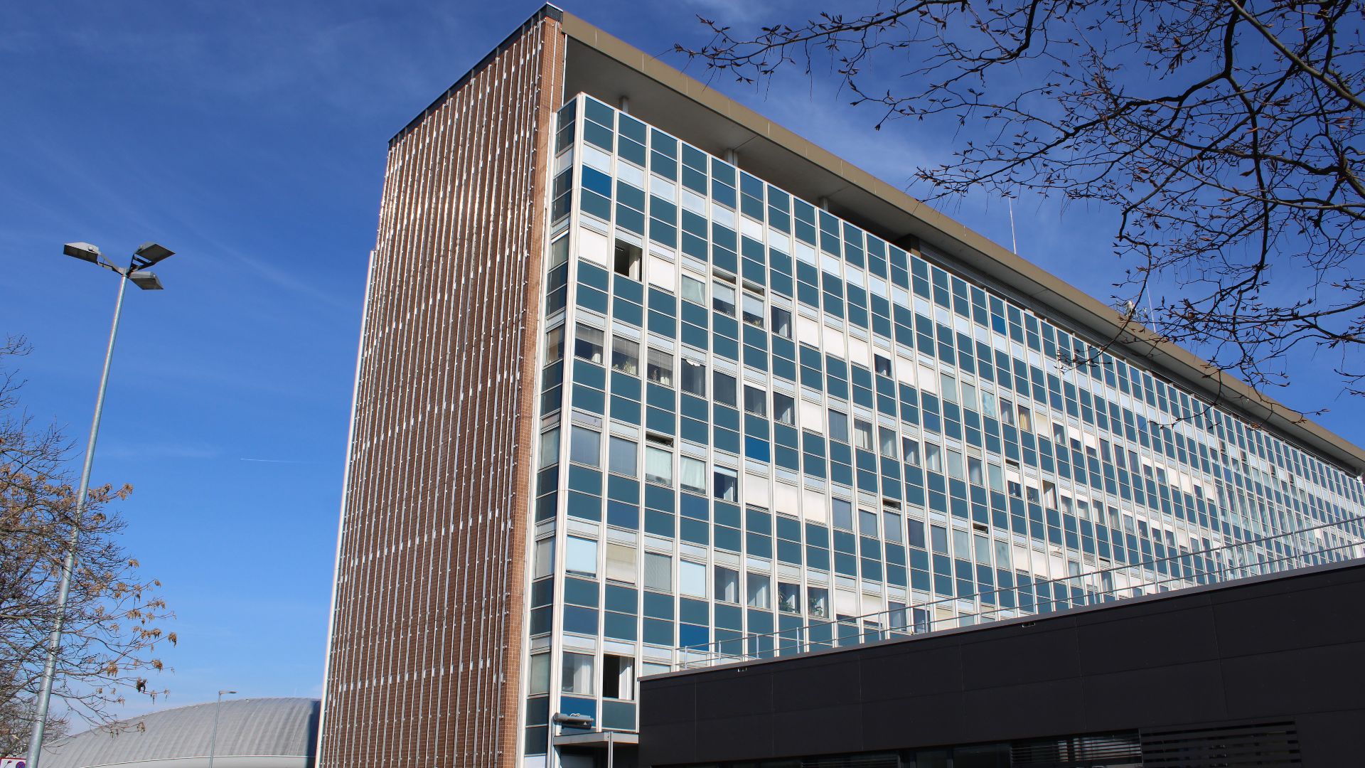 File:Naturwissenschaftliche Fakultät der Johannes Gutenberg-Universität Mainz 3.jpg