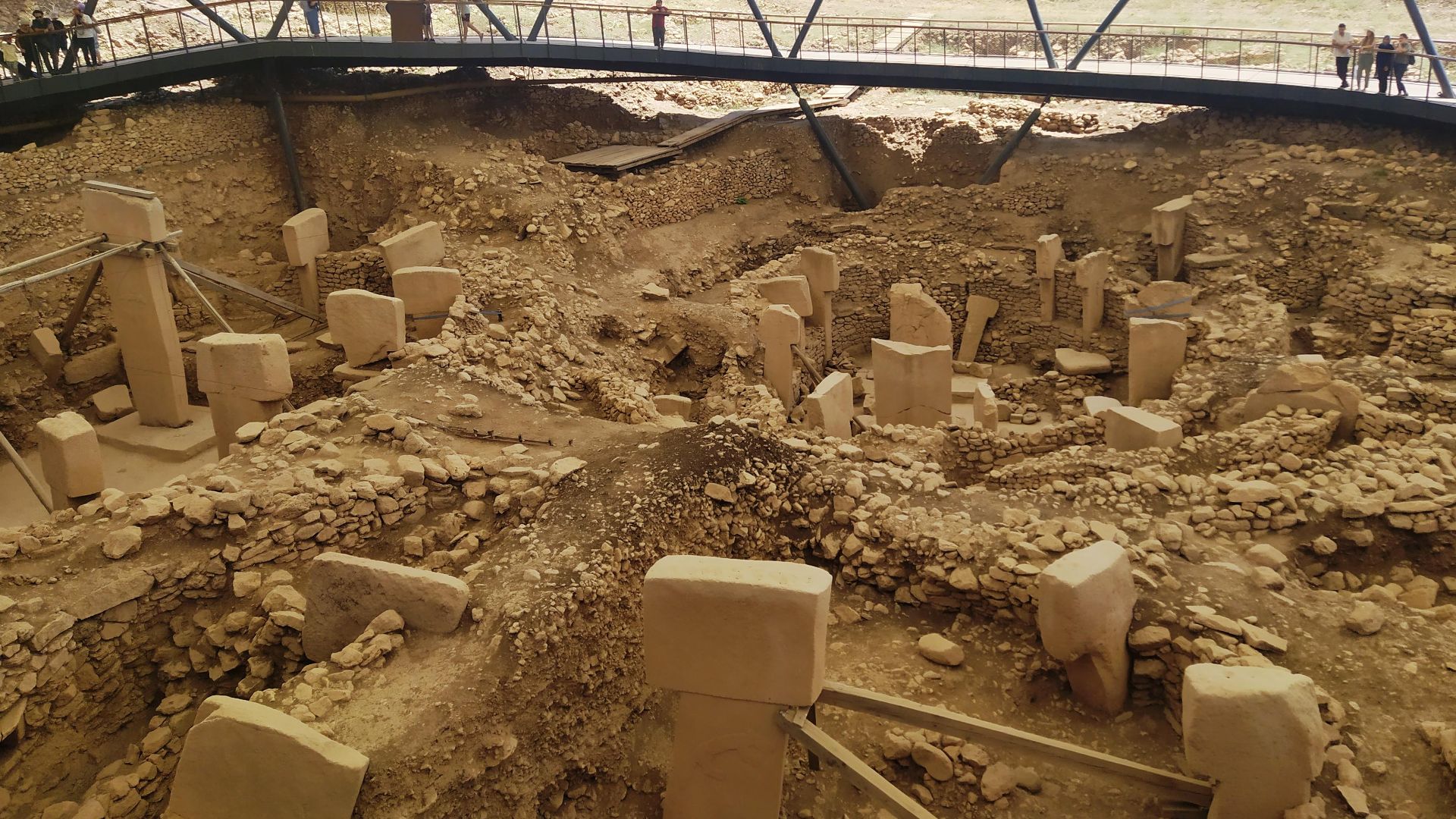 File:Göbekli Tepe (4).jpg