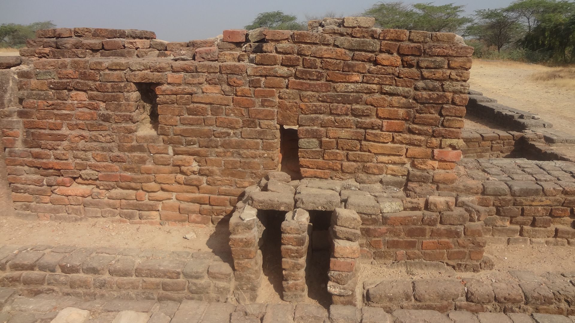 File:Lothal Harappa Town 003.jpg