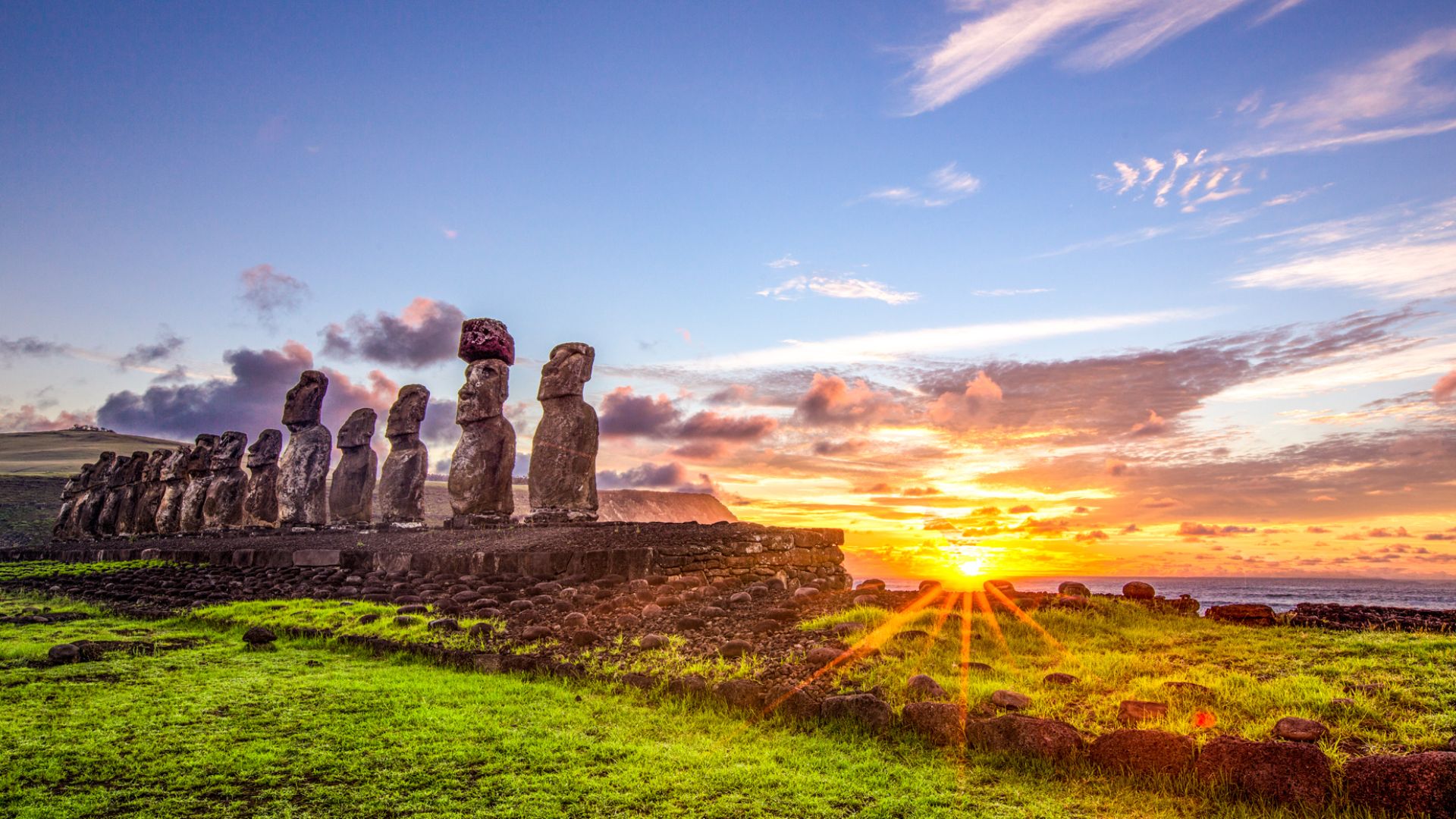 File:Sunrise at Ahu Tongariki (HDR).jpg