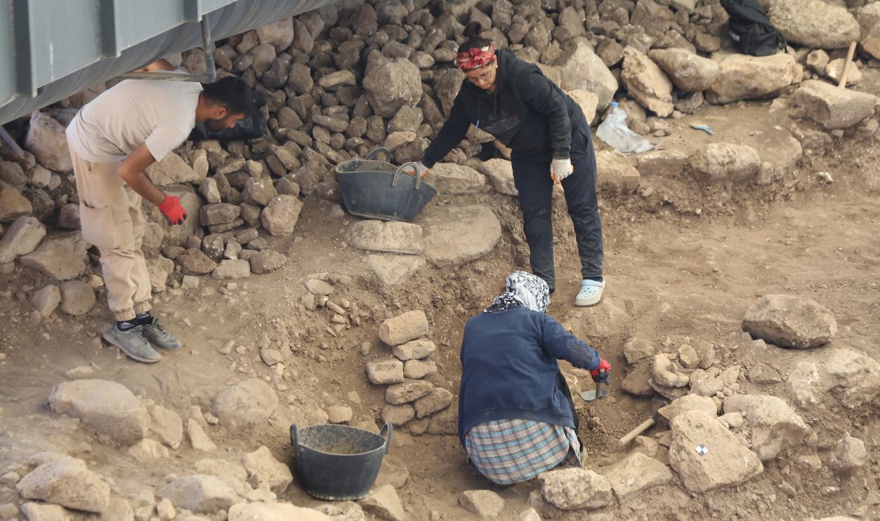 2239144093 Gobeklitepe