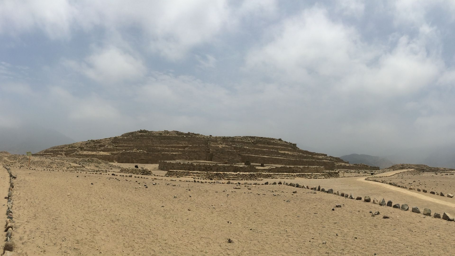 File:Cidade Sagrada de Caral, Supe - Peru - panoramio (12).jpg