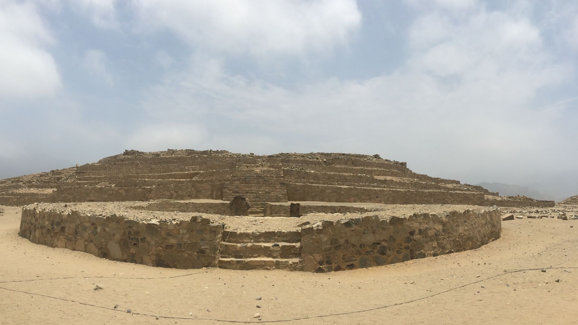 File:Cidade Sagrada de Caral, Supe - Peru - panoramio (14).jpg