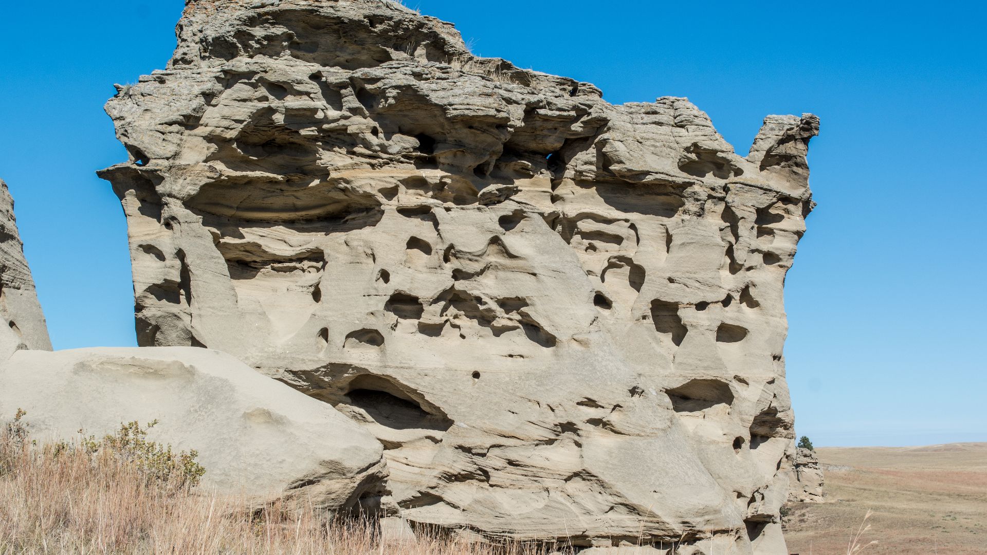 File:Medicine Rocks State Park 22.jpg