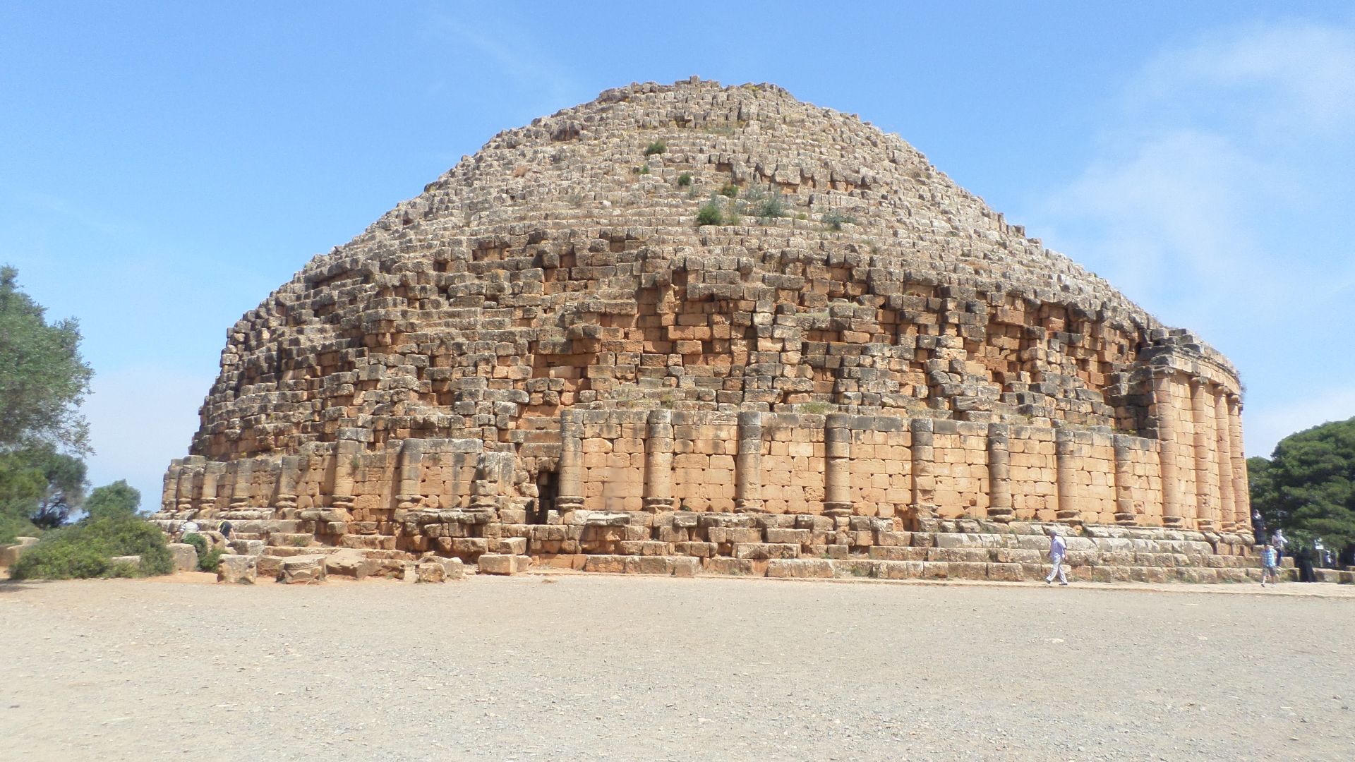 File:The Royal Mausoleum of Mauretania 1.jpg