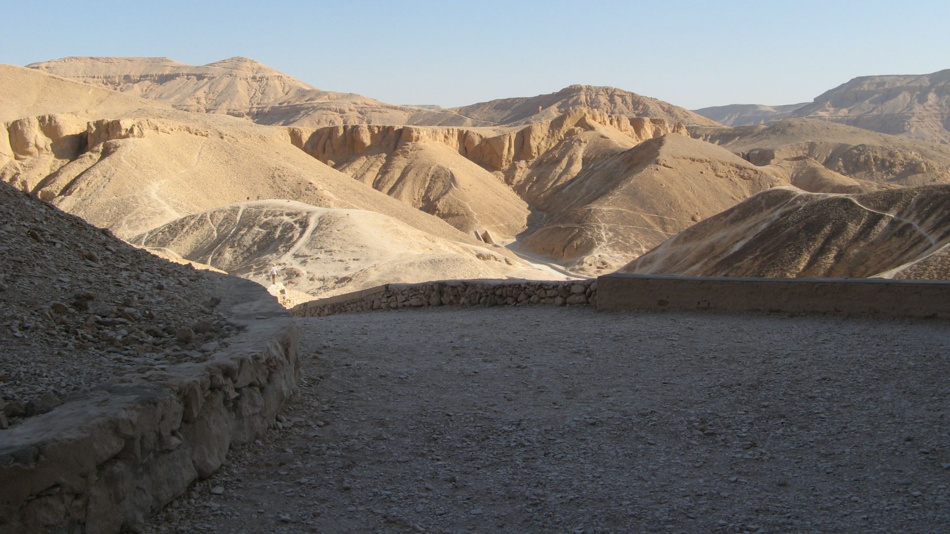 File:The Valley of the Kings (2714816249).jpg