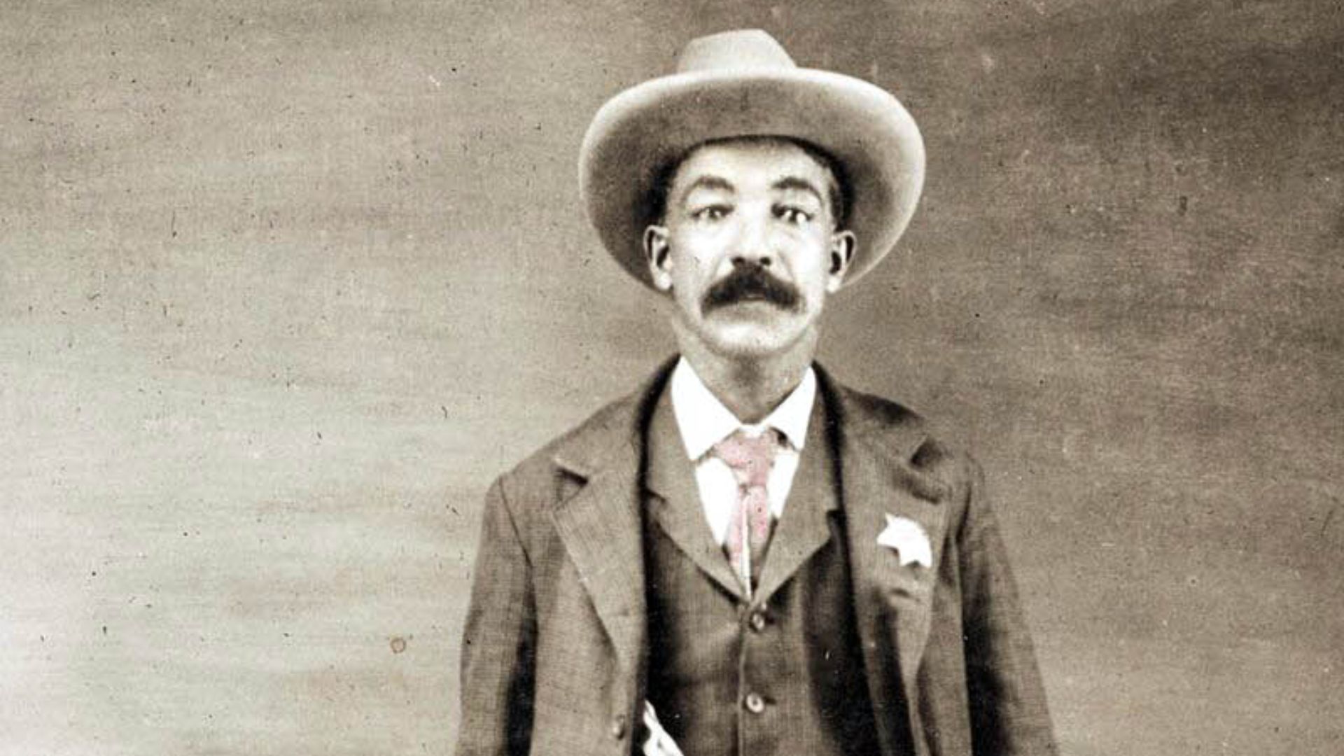 File:Bass reeves cabinetphoto.jpg