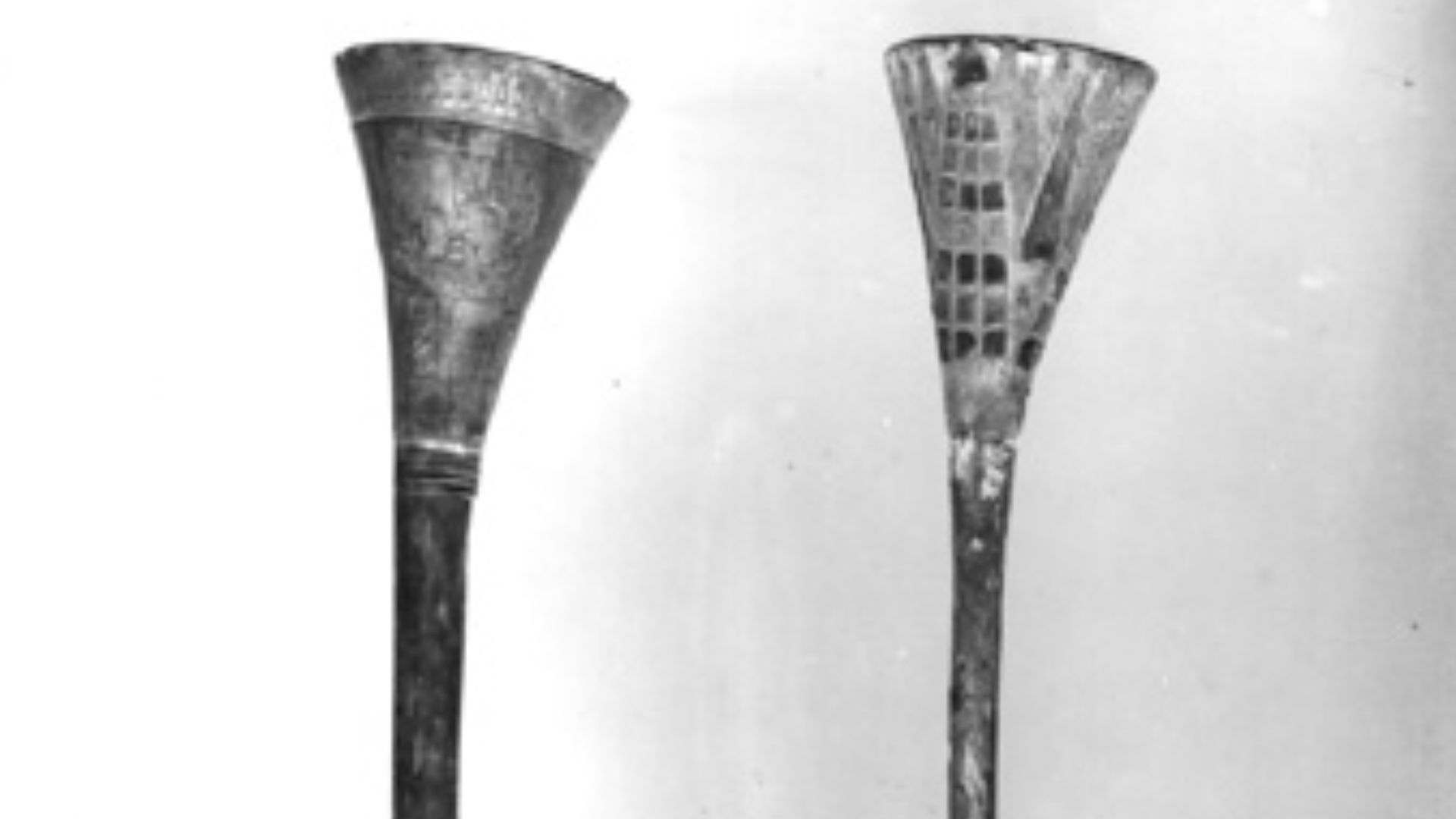 File:Silver trumpet from Tutankhamun's tomb.jpg