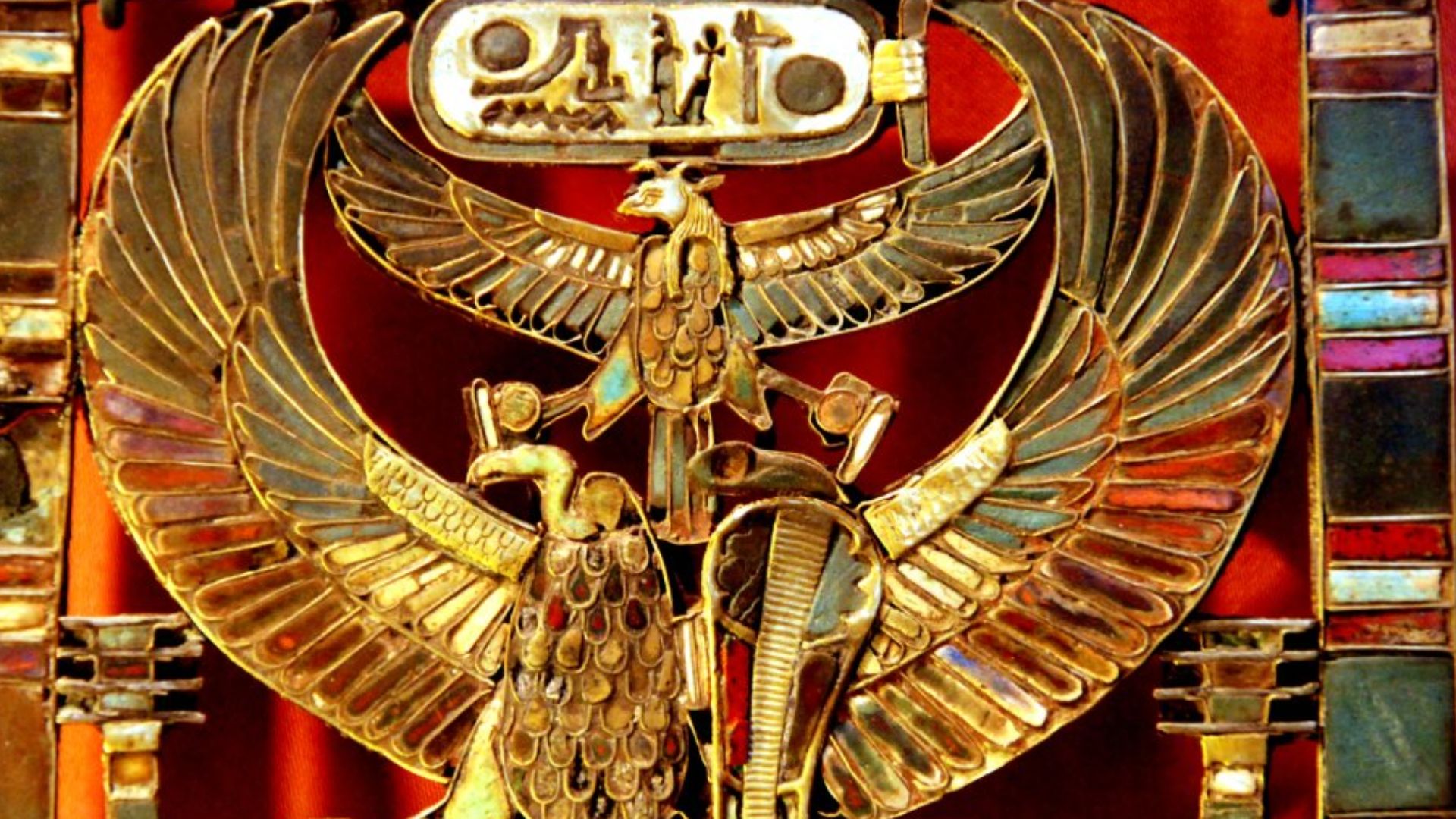 File:Khaemwaset's tomb treasure (Serapeum).jpg